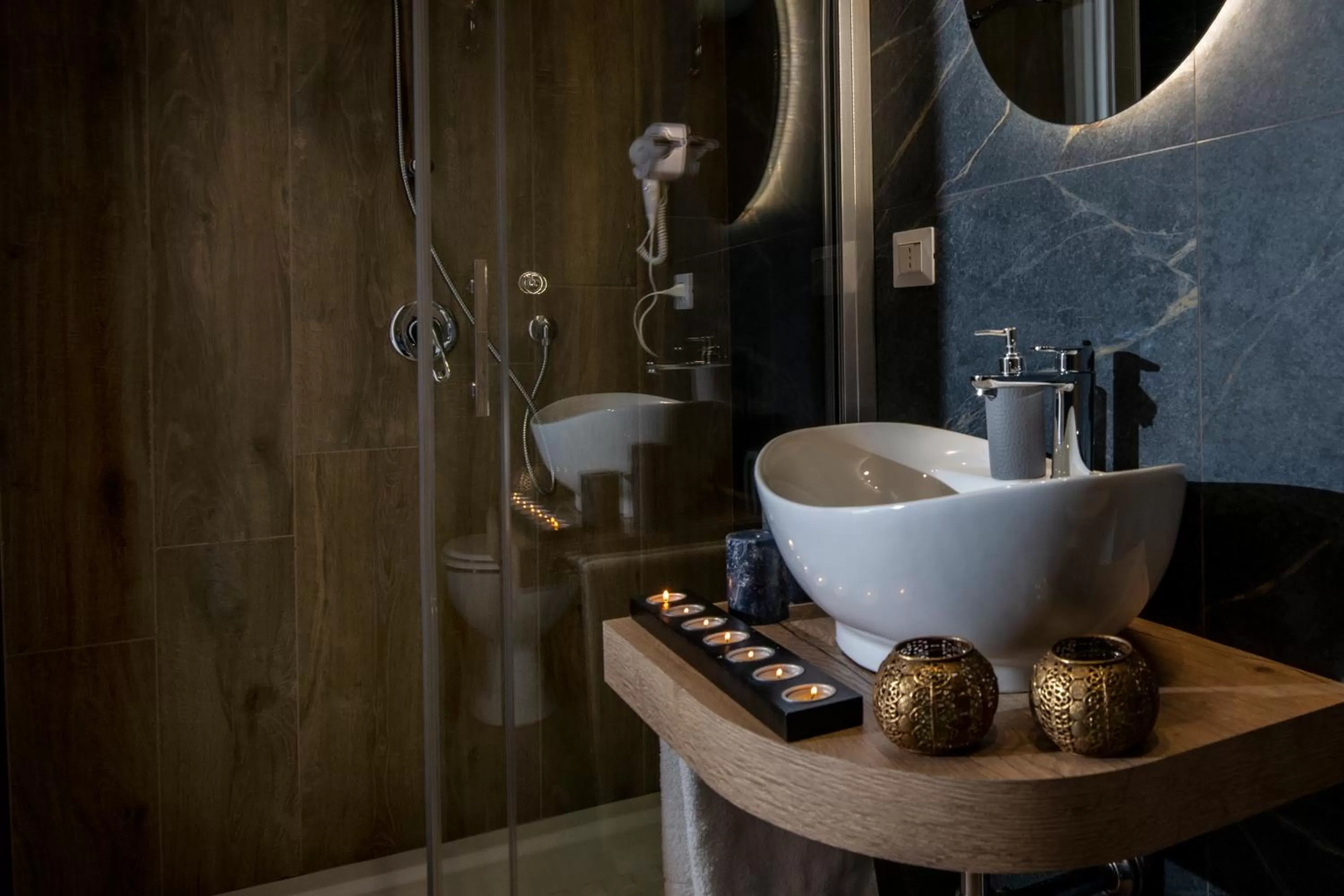 Shower in VIVI A NAPOLI