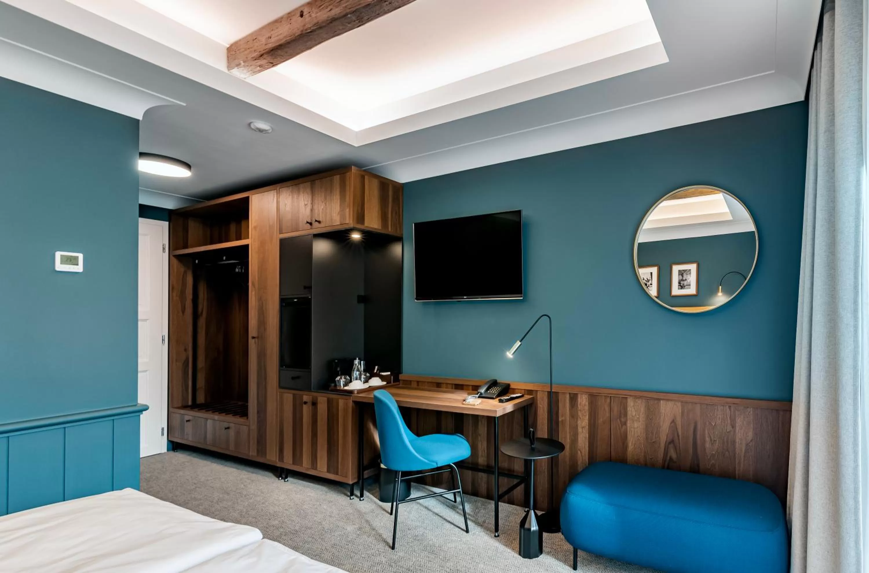 TV and multimedia, TV/Entertainment Center in Palatinus Boutique Hotel