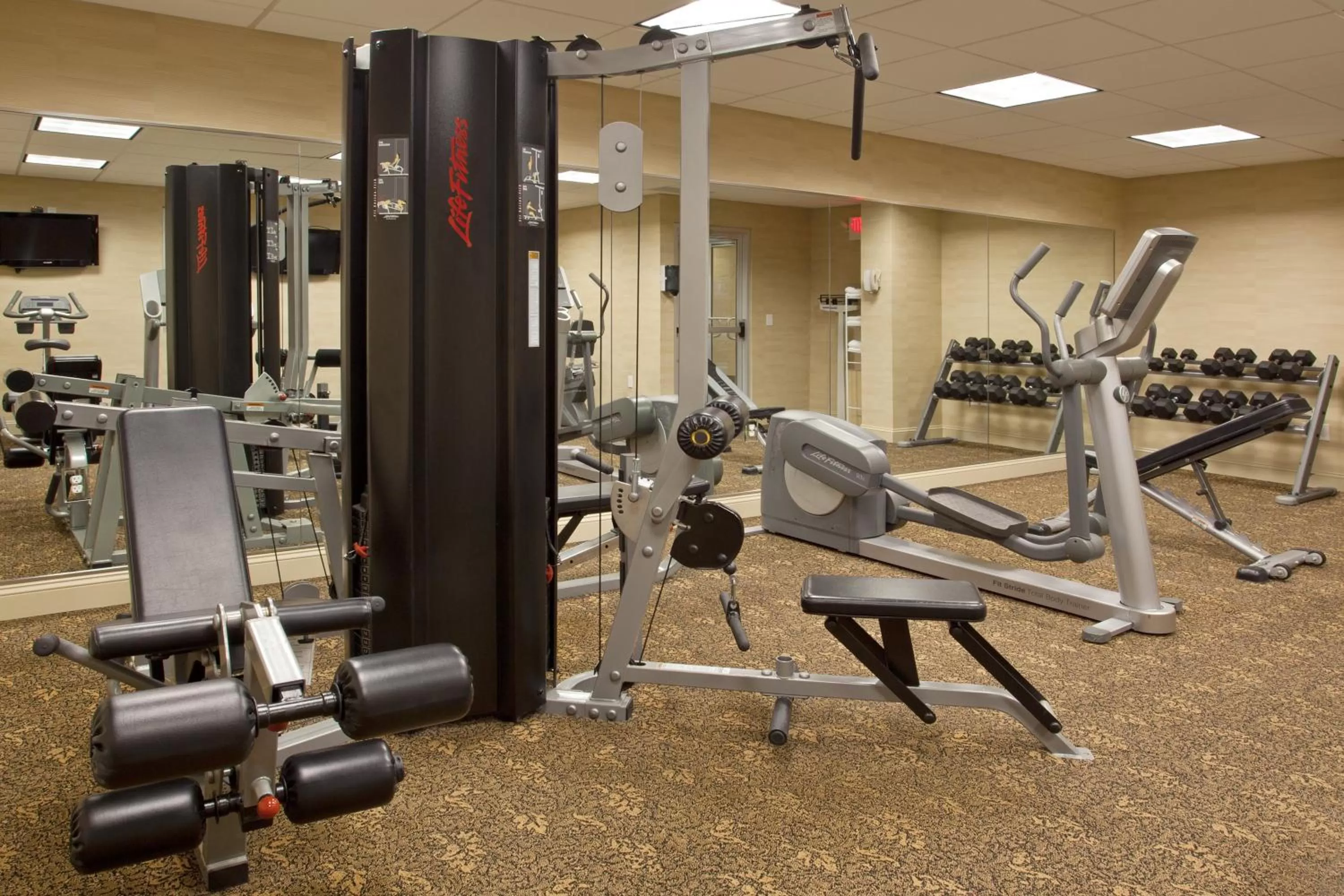 Fitness centre/facilities in Holiday Inn Columbus Dwtn-Capitol Square by IHG