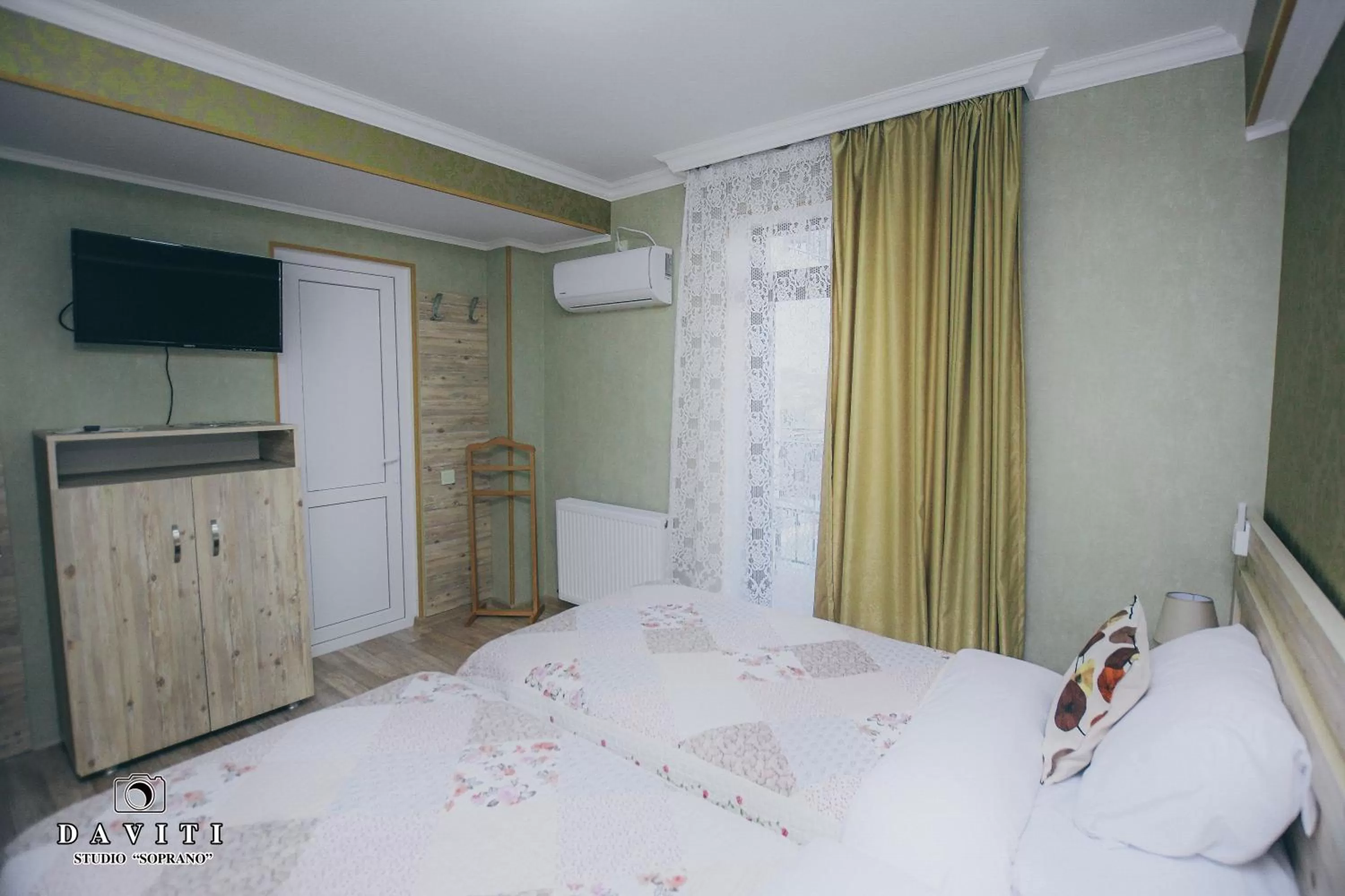 Bed in Hotel Tskhumi