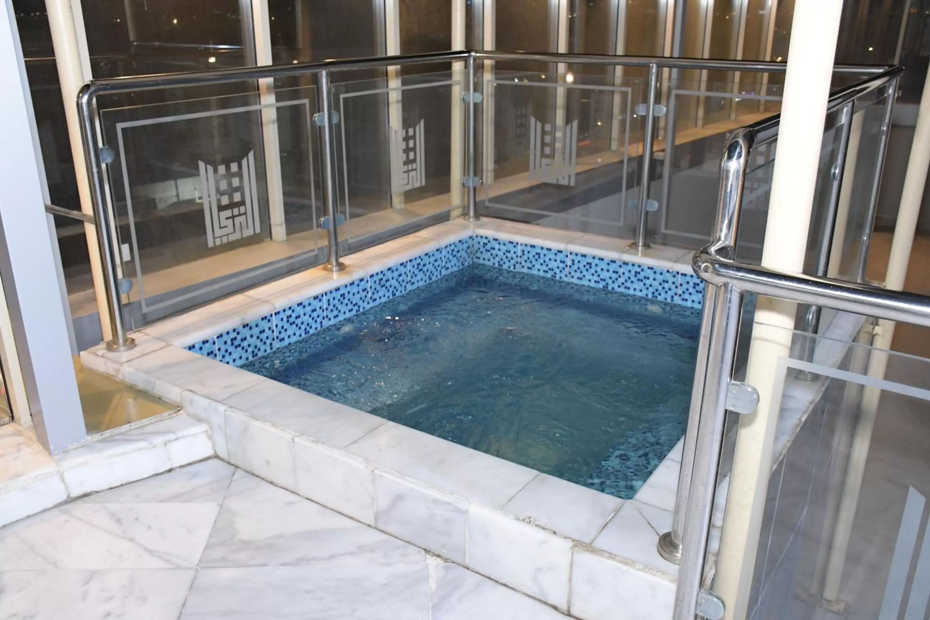 Swimming pool in شقق ارين المطار