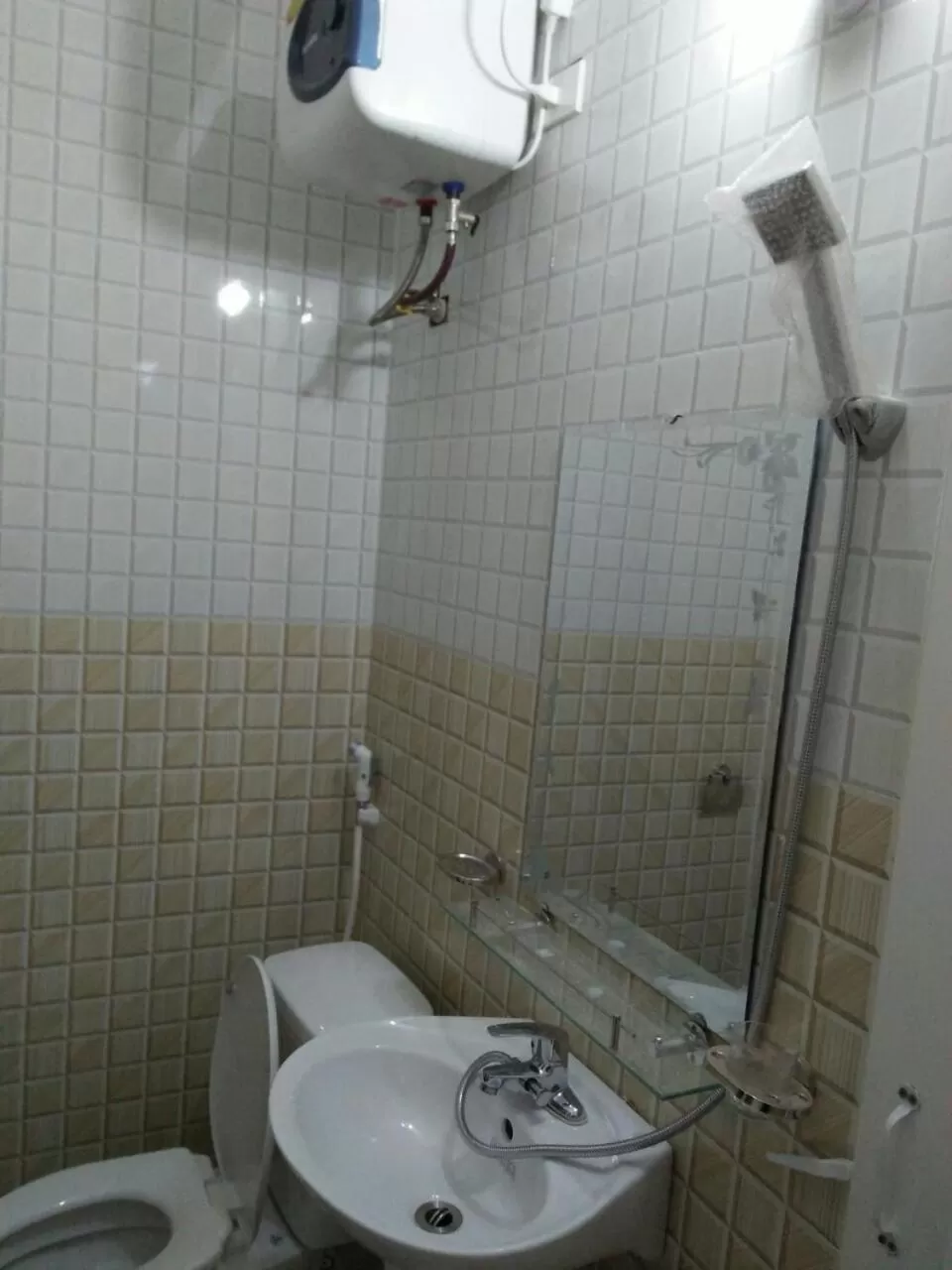 Double or Twin Room with Mountain View in Khách Sạn Hà Phương