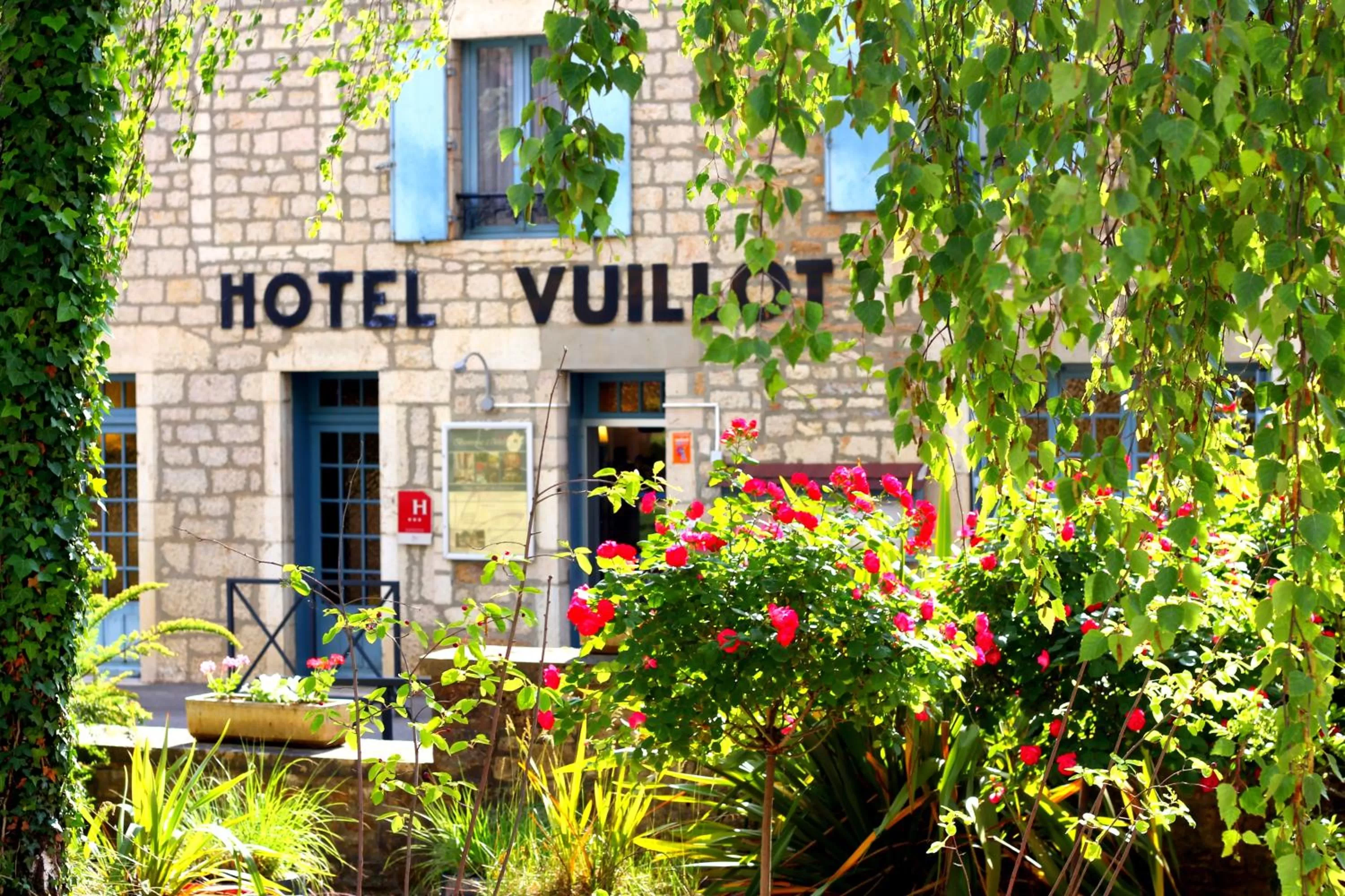 Logis Hôtel Vuillot