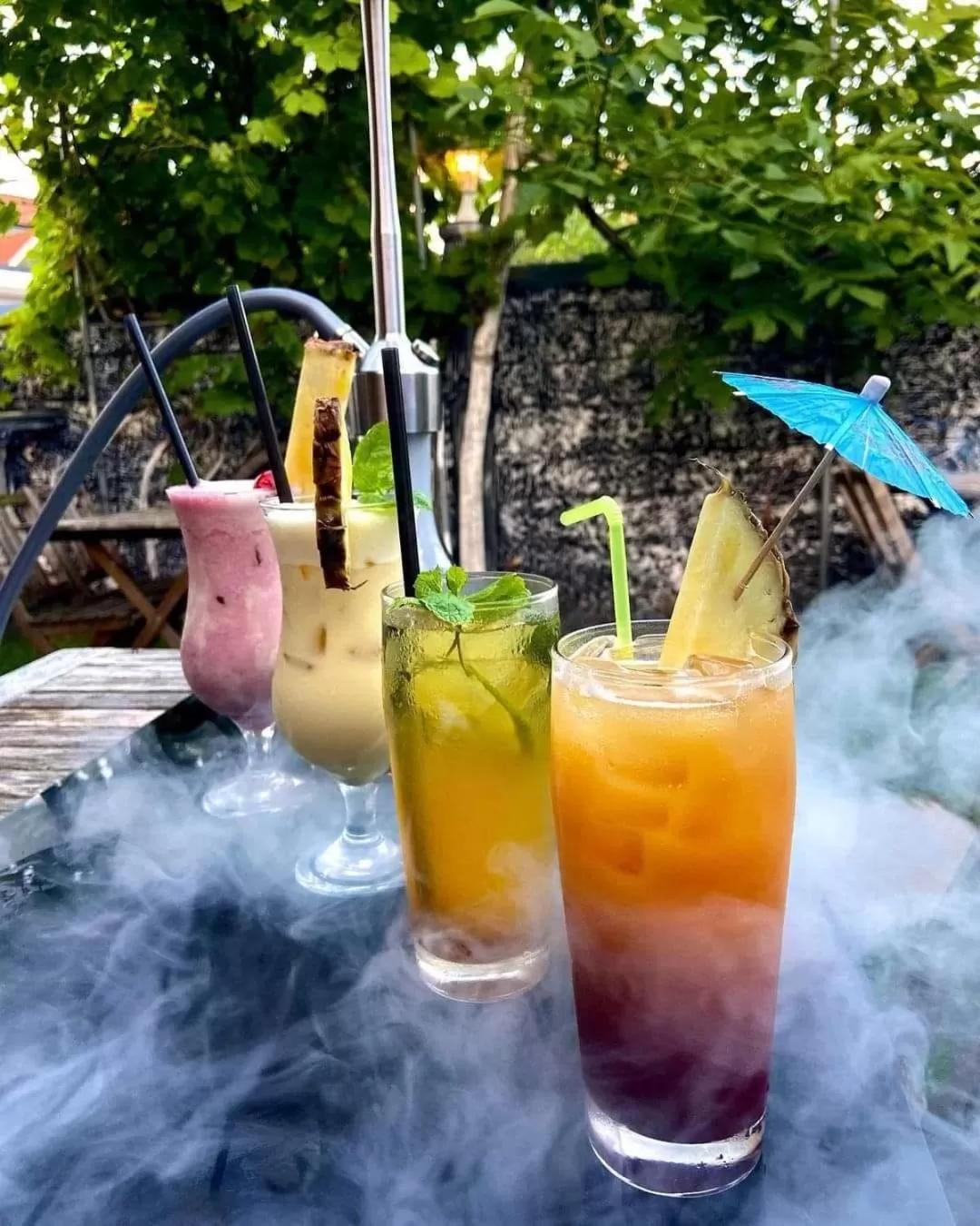 Communal lounge/ TV room in Hotel Deutscher Hof