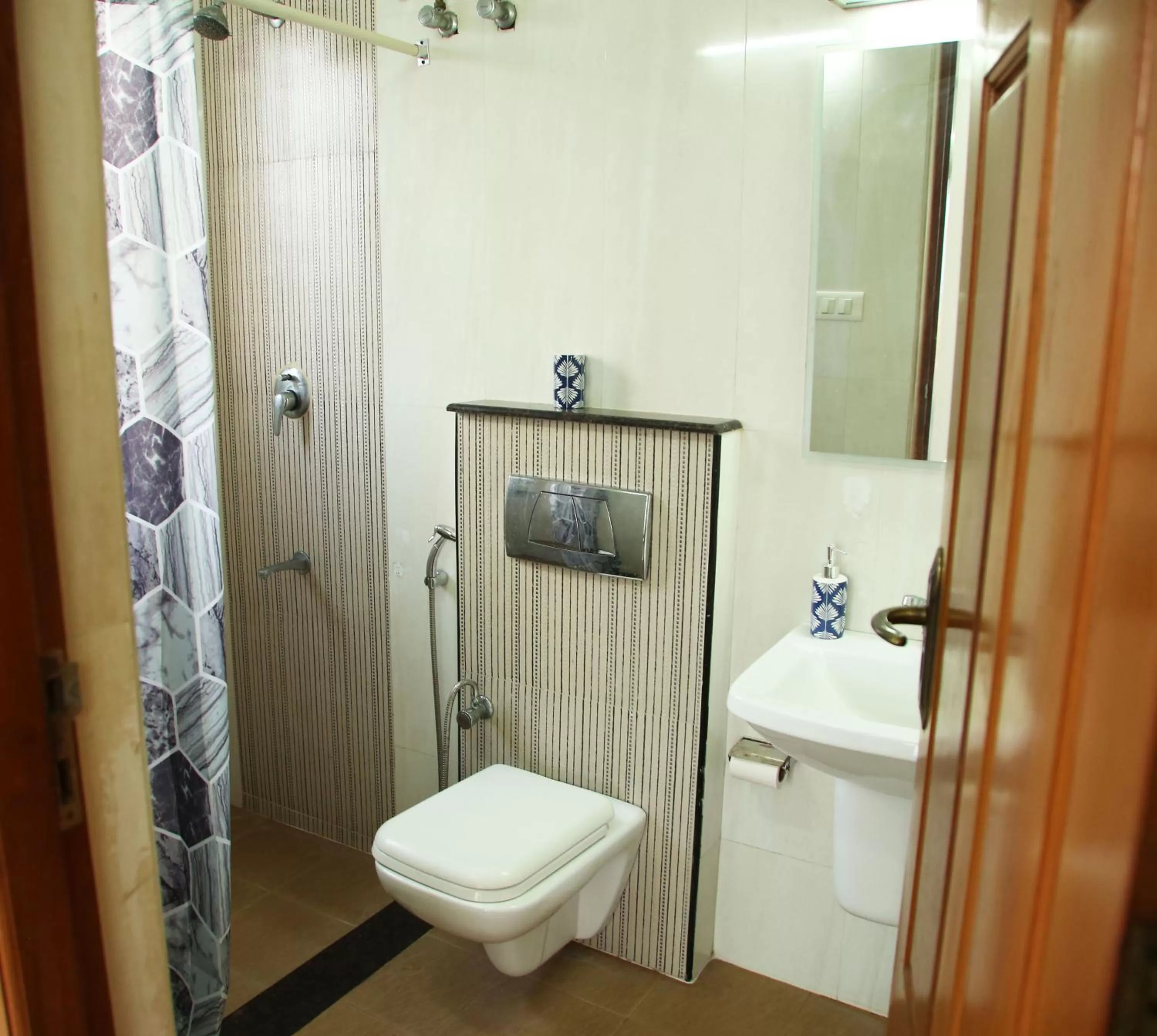 Bathroom in Kolam Elliots Beach