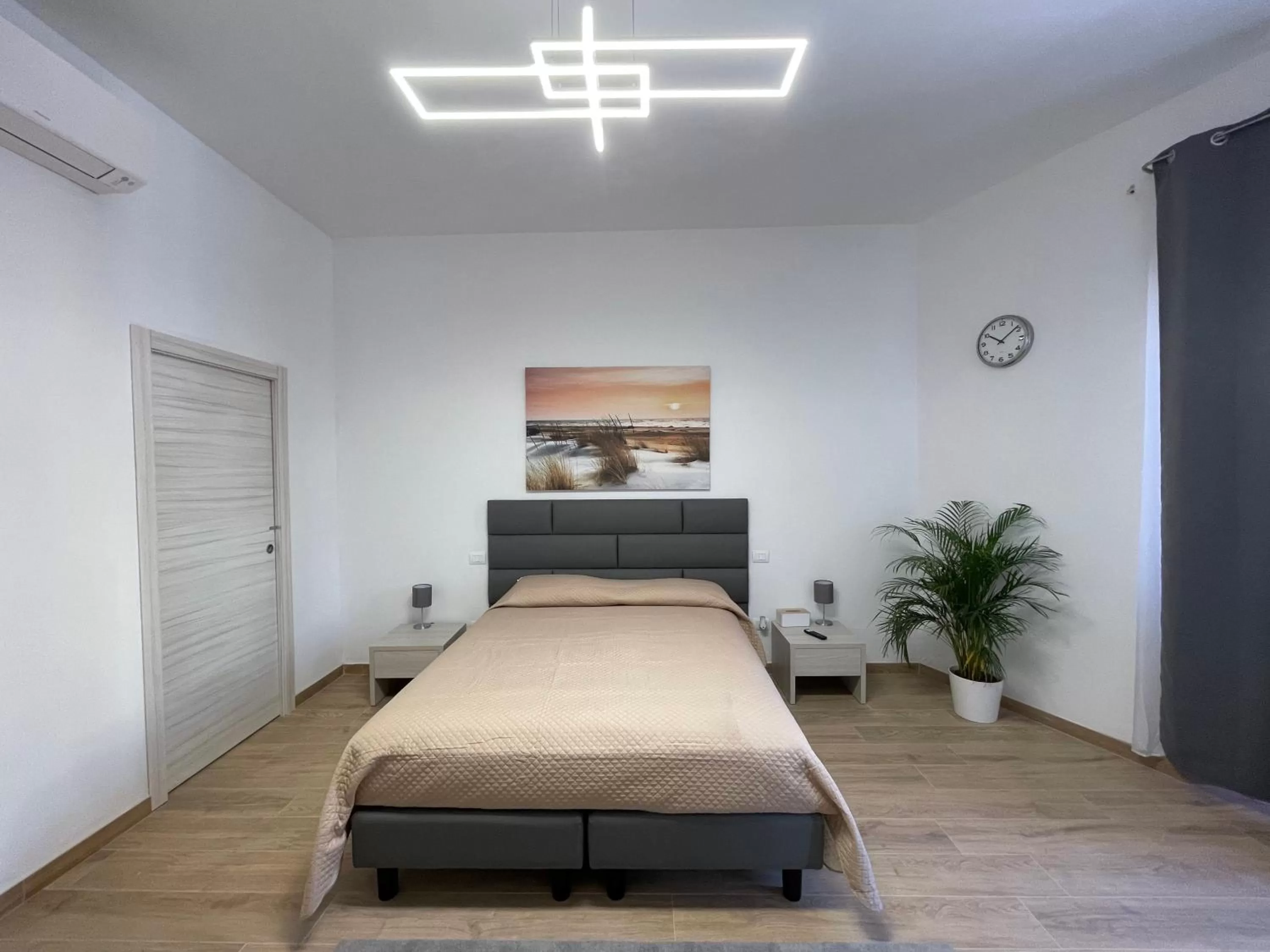 Double Room with Balcony in Montecristo B&B