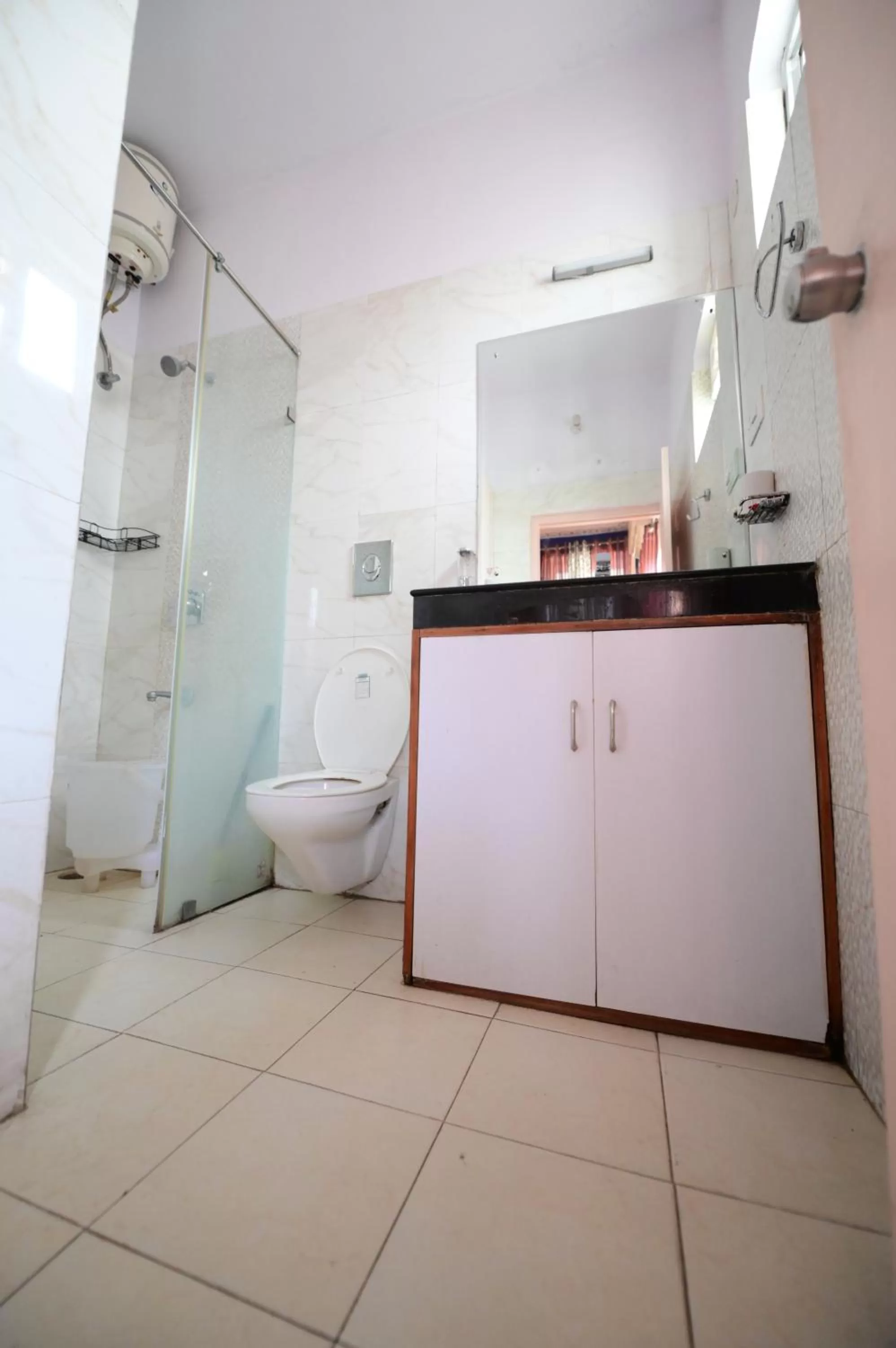 Shower in Chitra Katha - A Story Per Stay