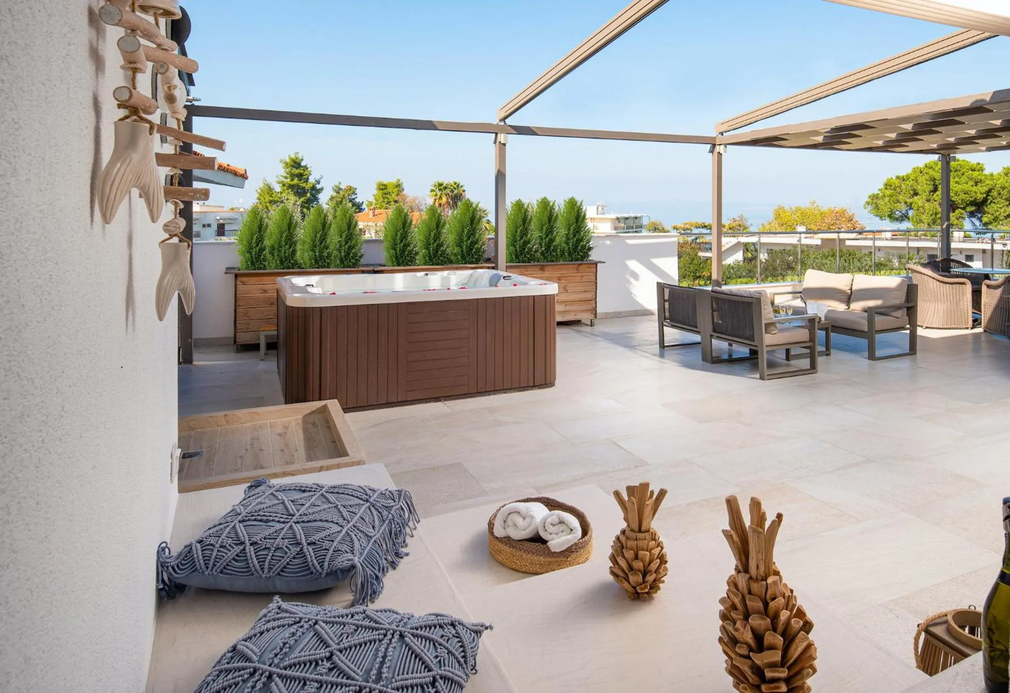 Patio in Flegra Palace