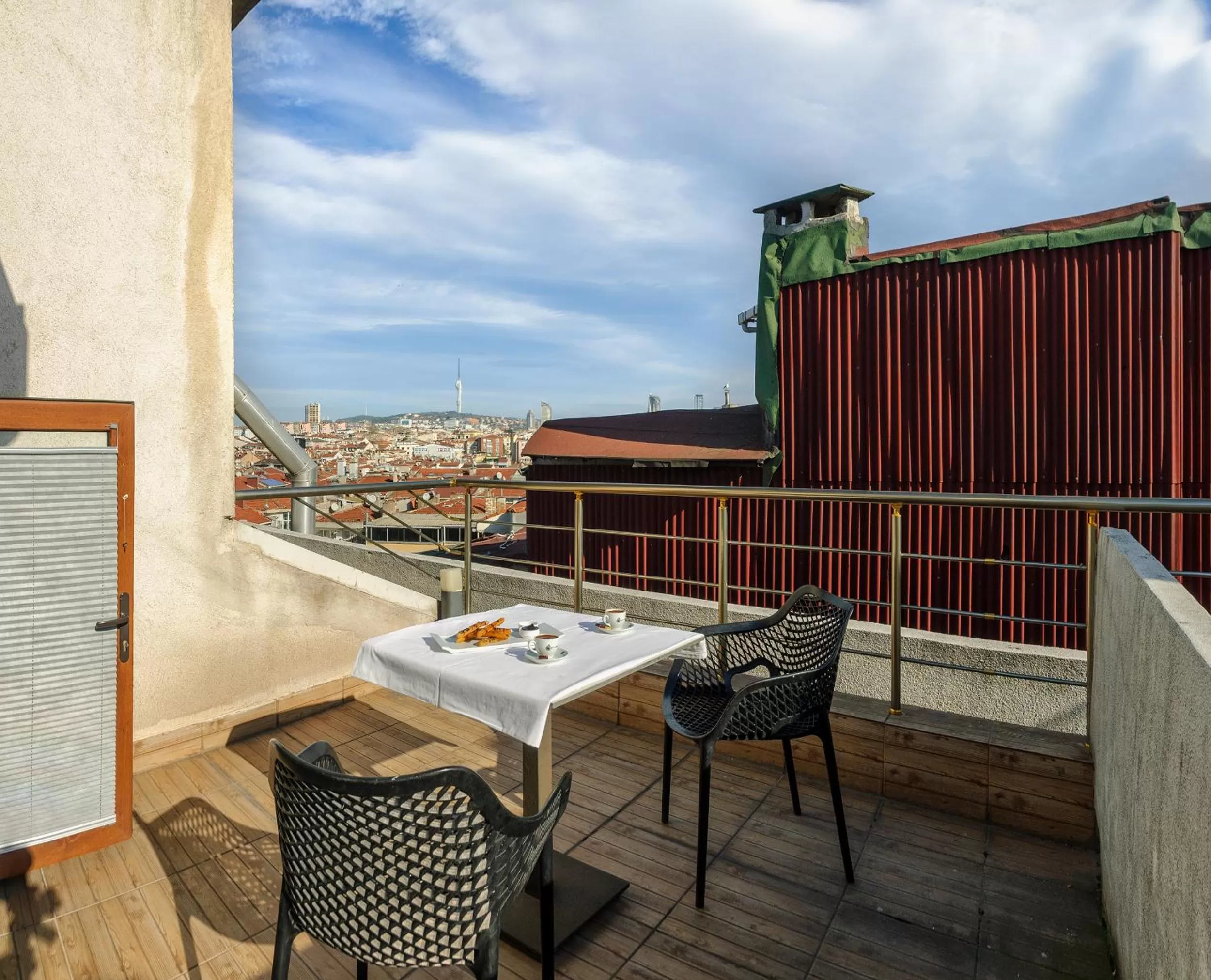 Day, Balcony/Terrace in Hotel Bossuite Kadikoy