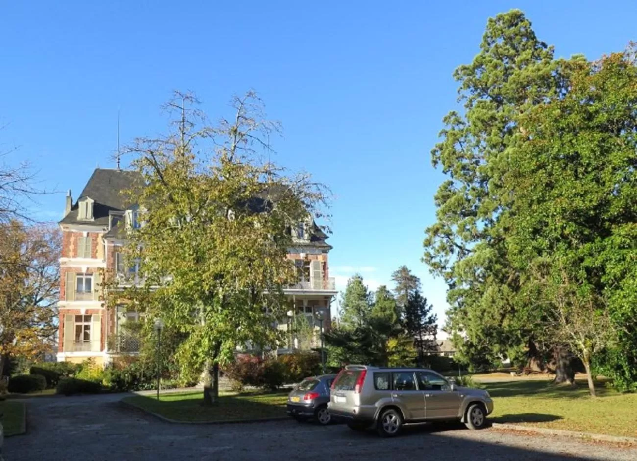 Property building in VILLA BONVOULOIR