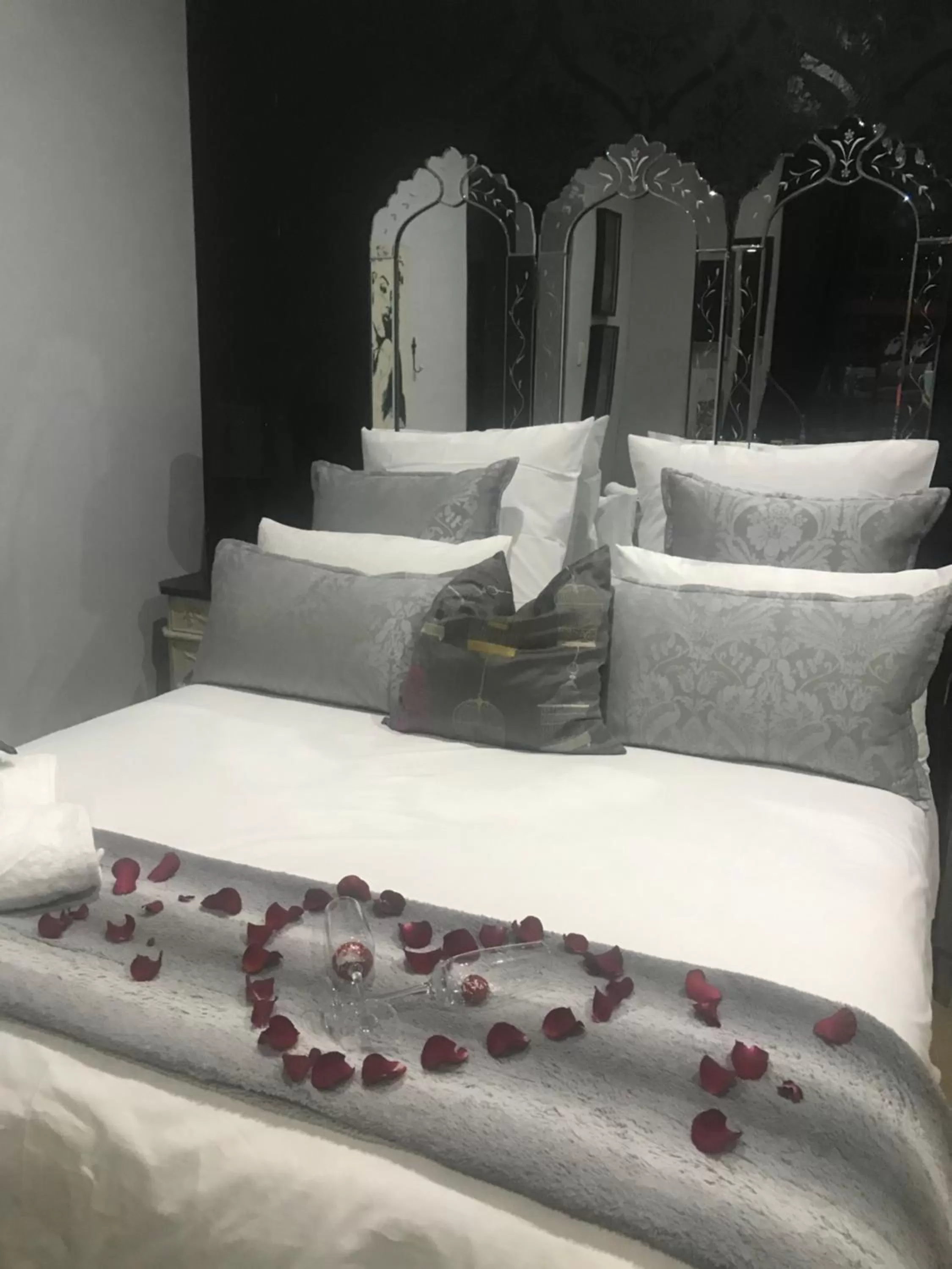 Bed in Holland House B&B