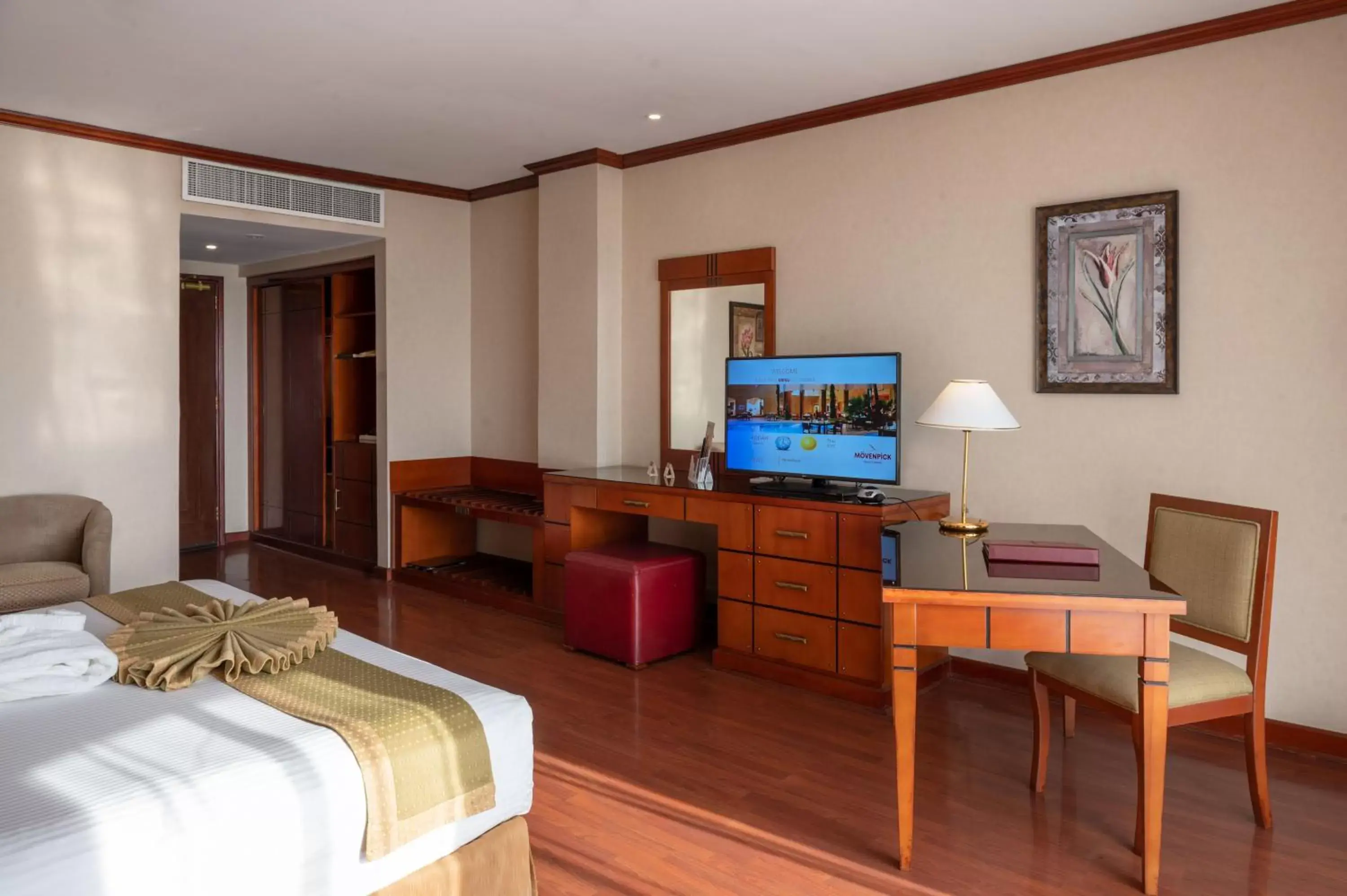 Superior Twin Room with City View in MOVE INN Jeddah Hotel Superior Twin Room with City View in MOVE INN Jeddah Hotel