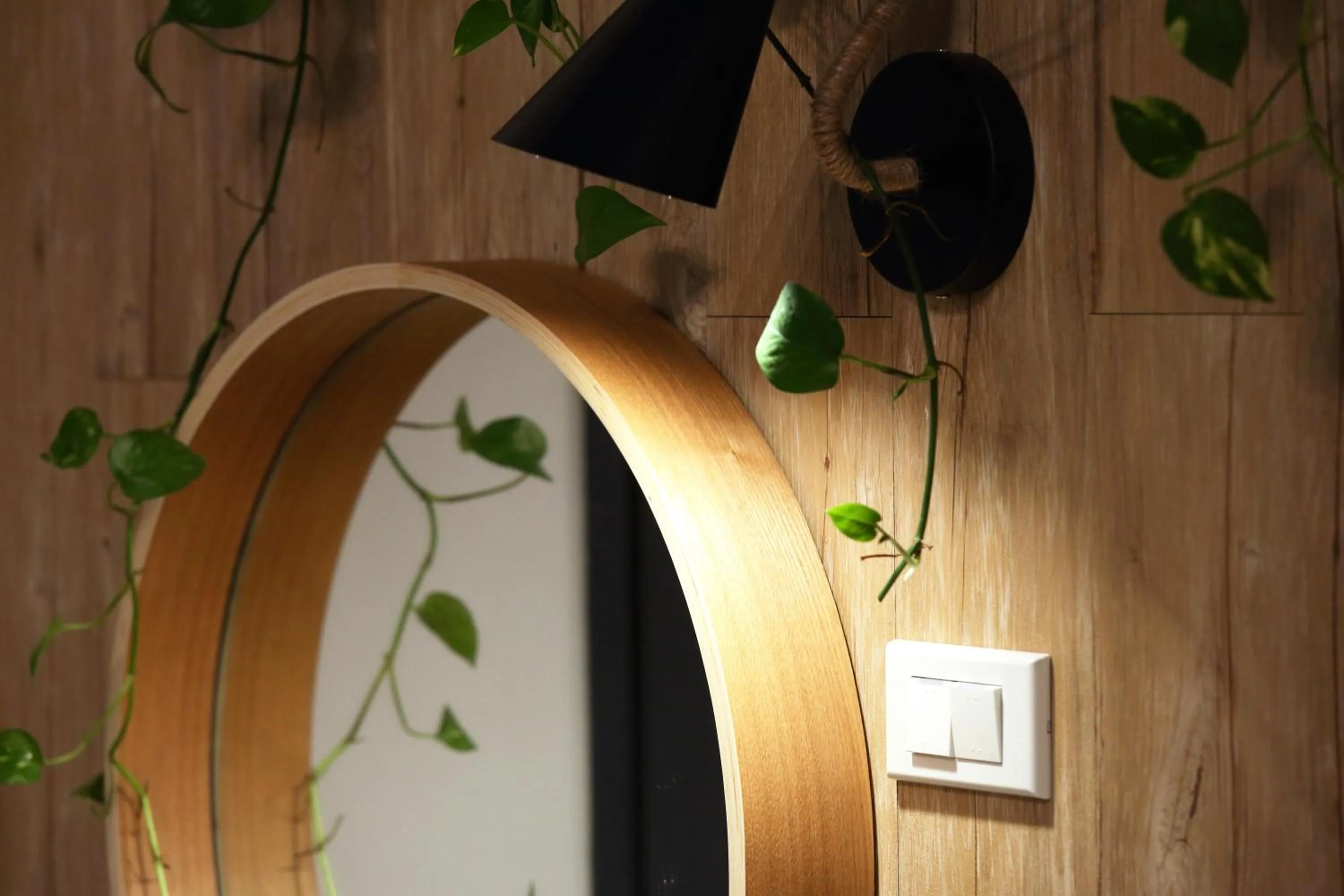 指南針民宿2178 & 工殿民宿2182