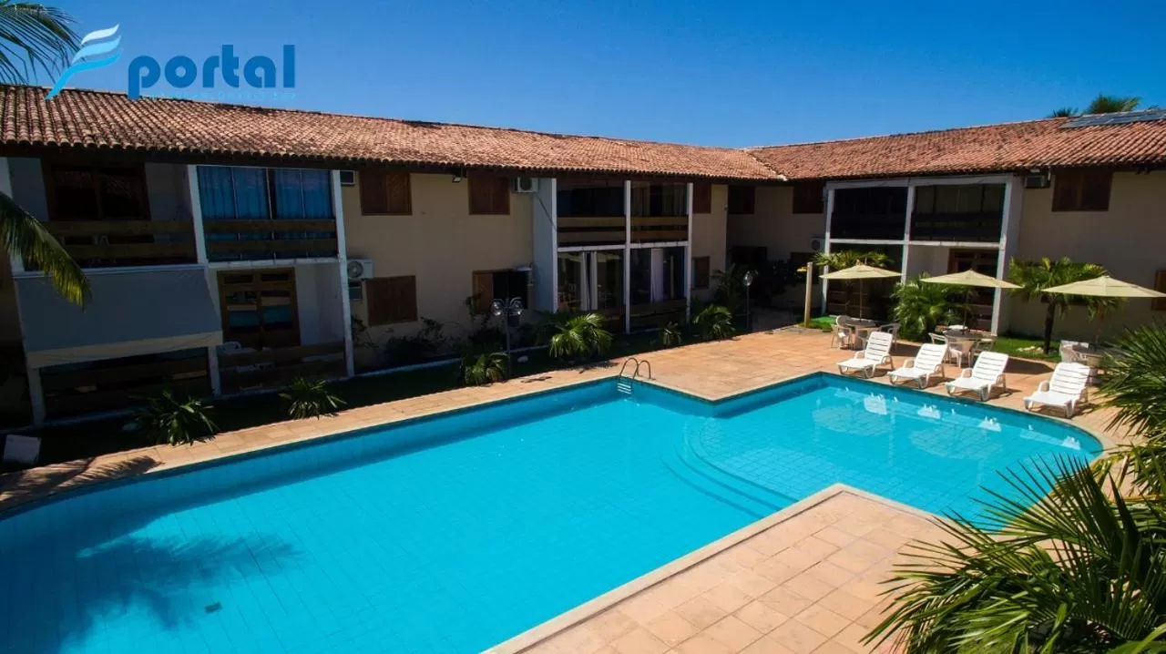 Swimming Pool in Apart Hotel Portal Do Atlântico - Portal Hotéis