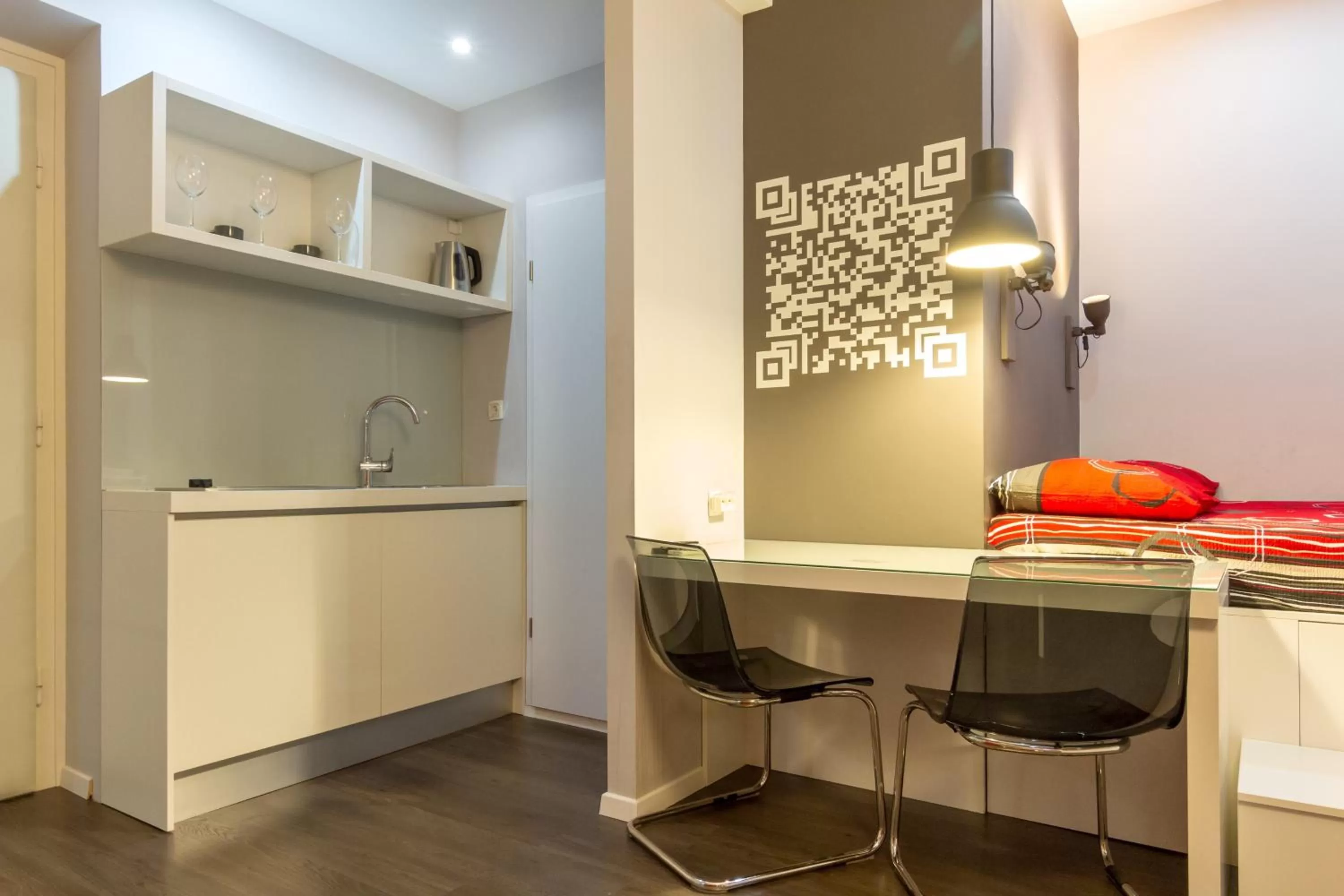 Decorative detail in Apartments Aspalathos