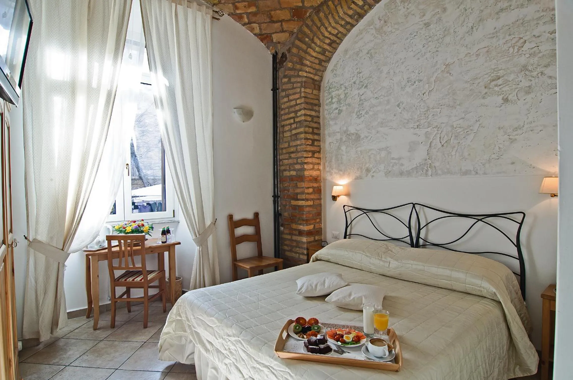 Standard Double Room - Separate Building in Le Clarisse Trastevere