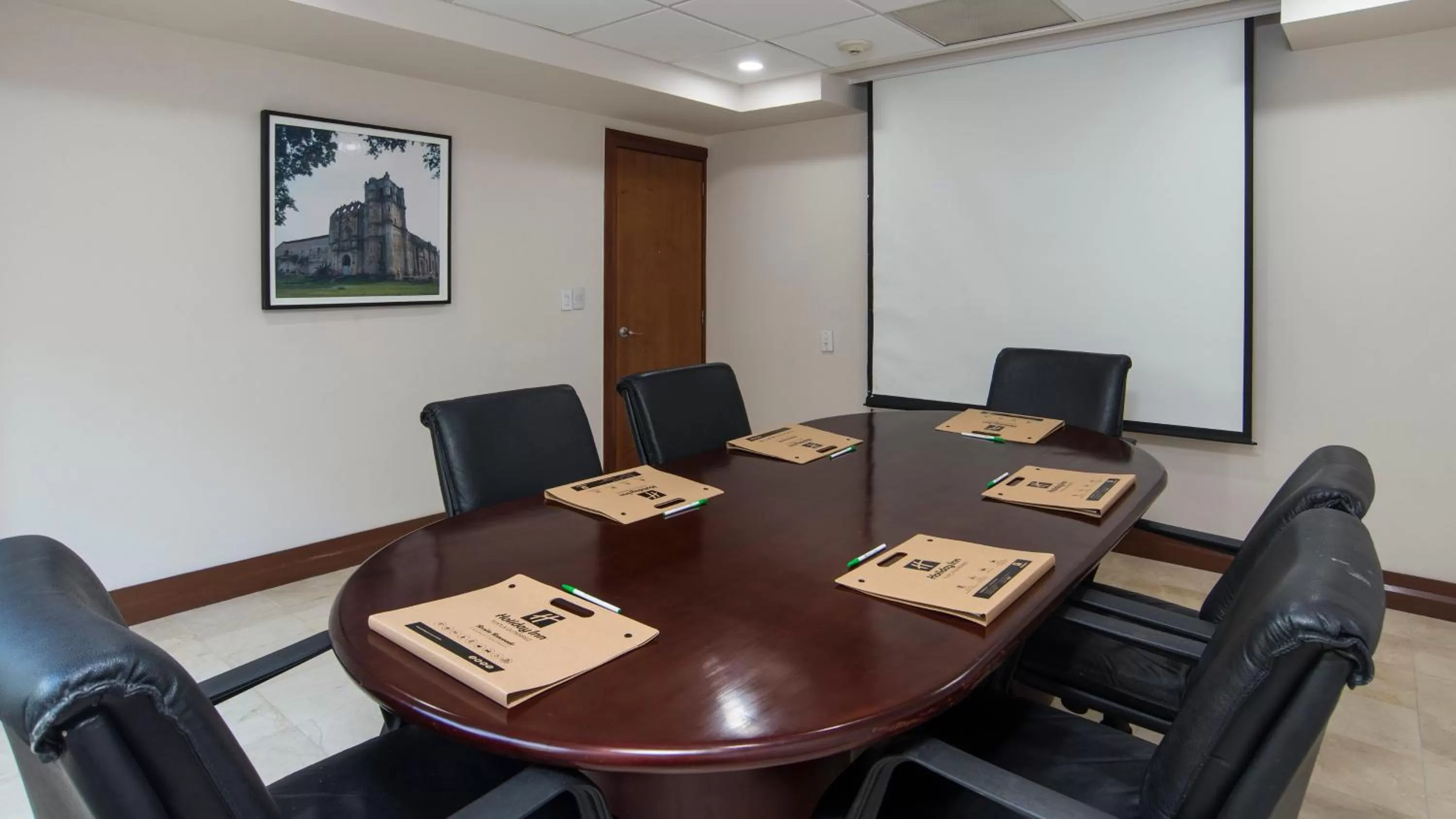 Meeting/conference room in Holiday Inn Tuxtla Gutierrez by IHG