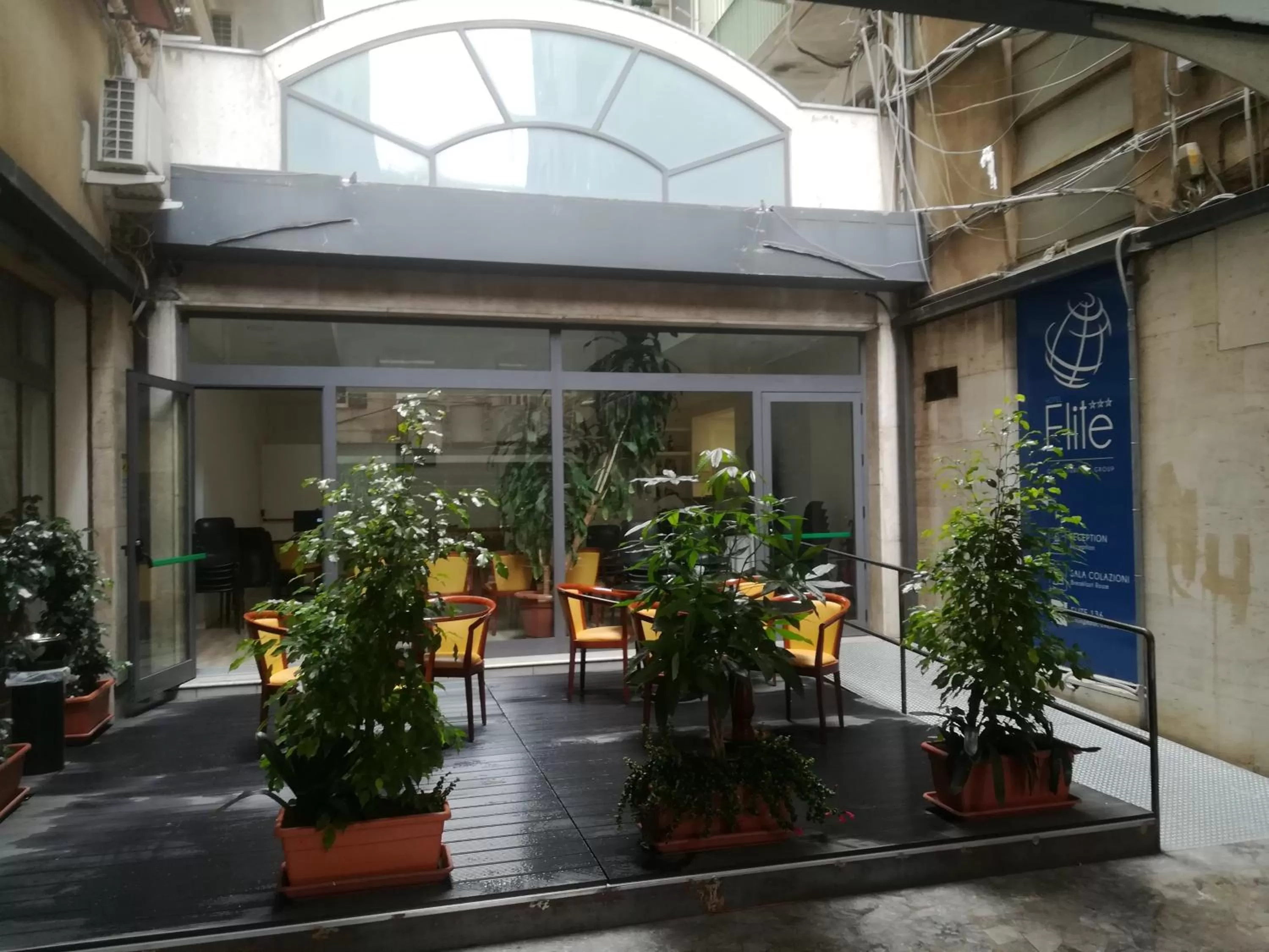 Patio in Hotel Elite Palermo Centro