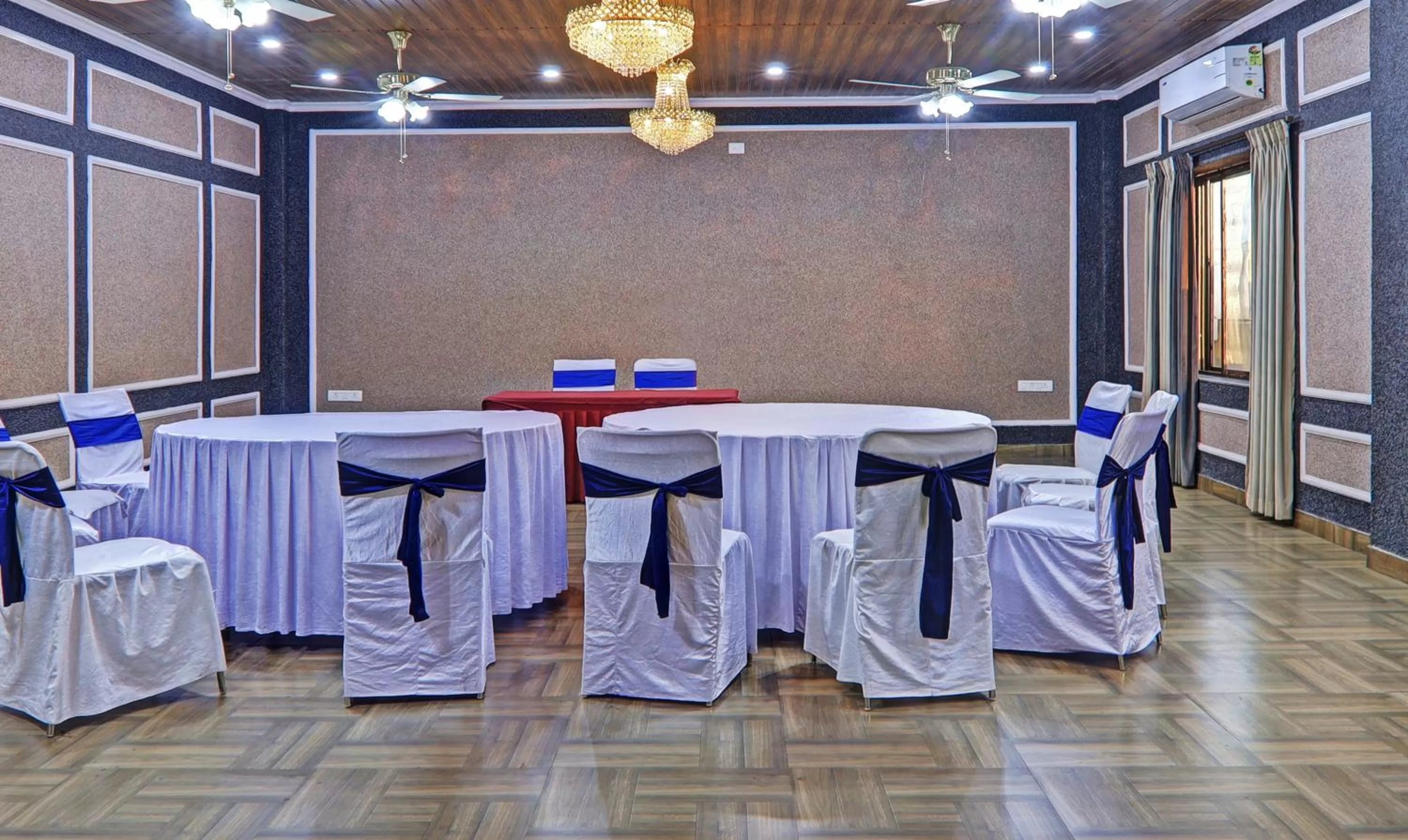 Banquet/Function facilities in Treebo Raj Inn Lalpur