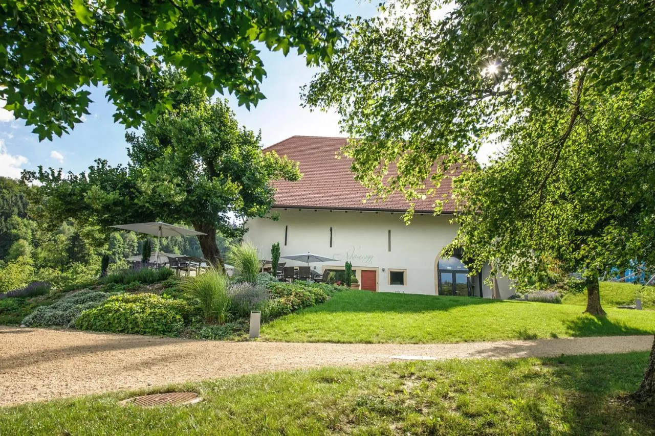 Property building in Bad Schauenburg