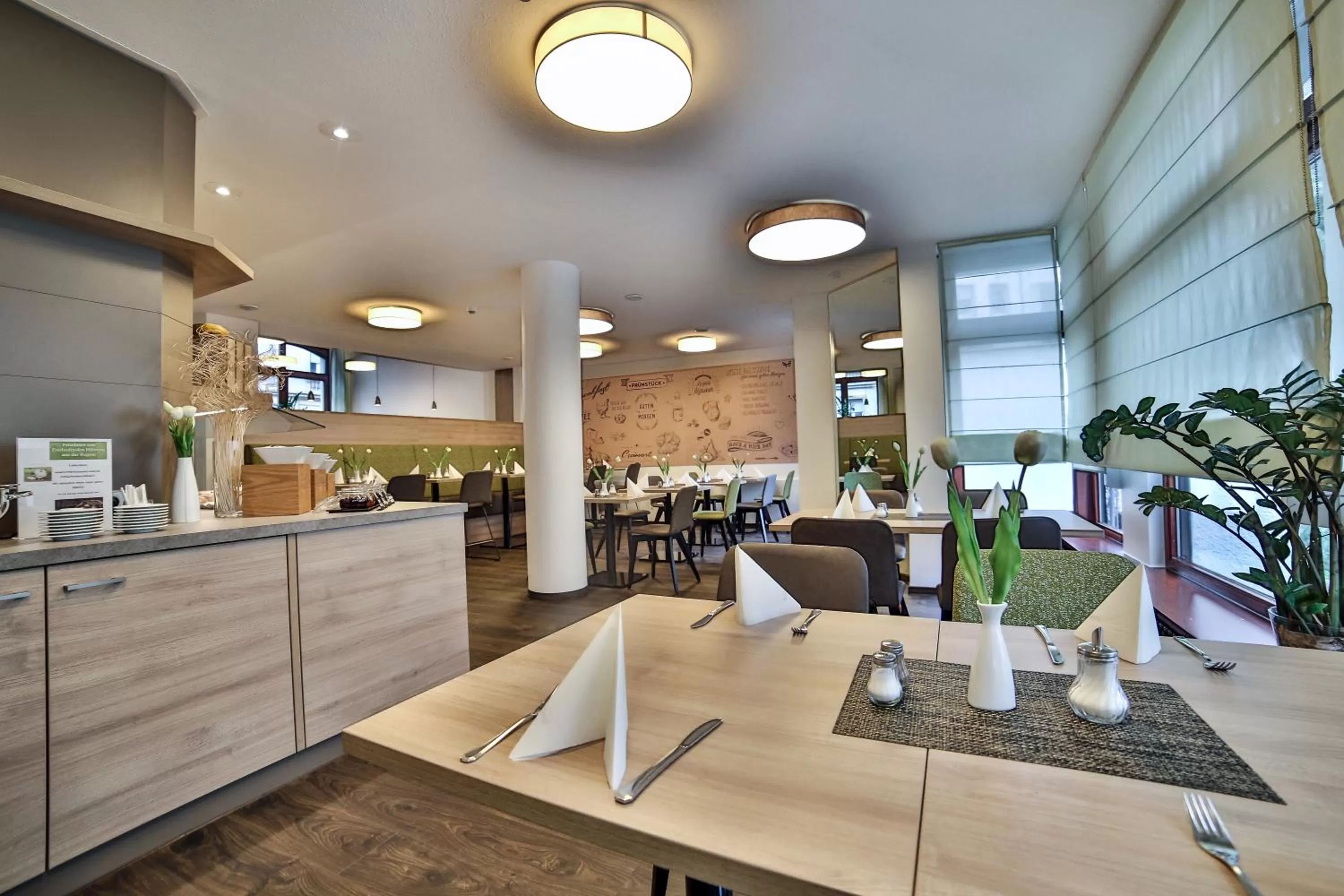 Restaurant/places to eat in City Partner Hotel Berliner Hof