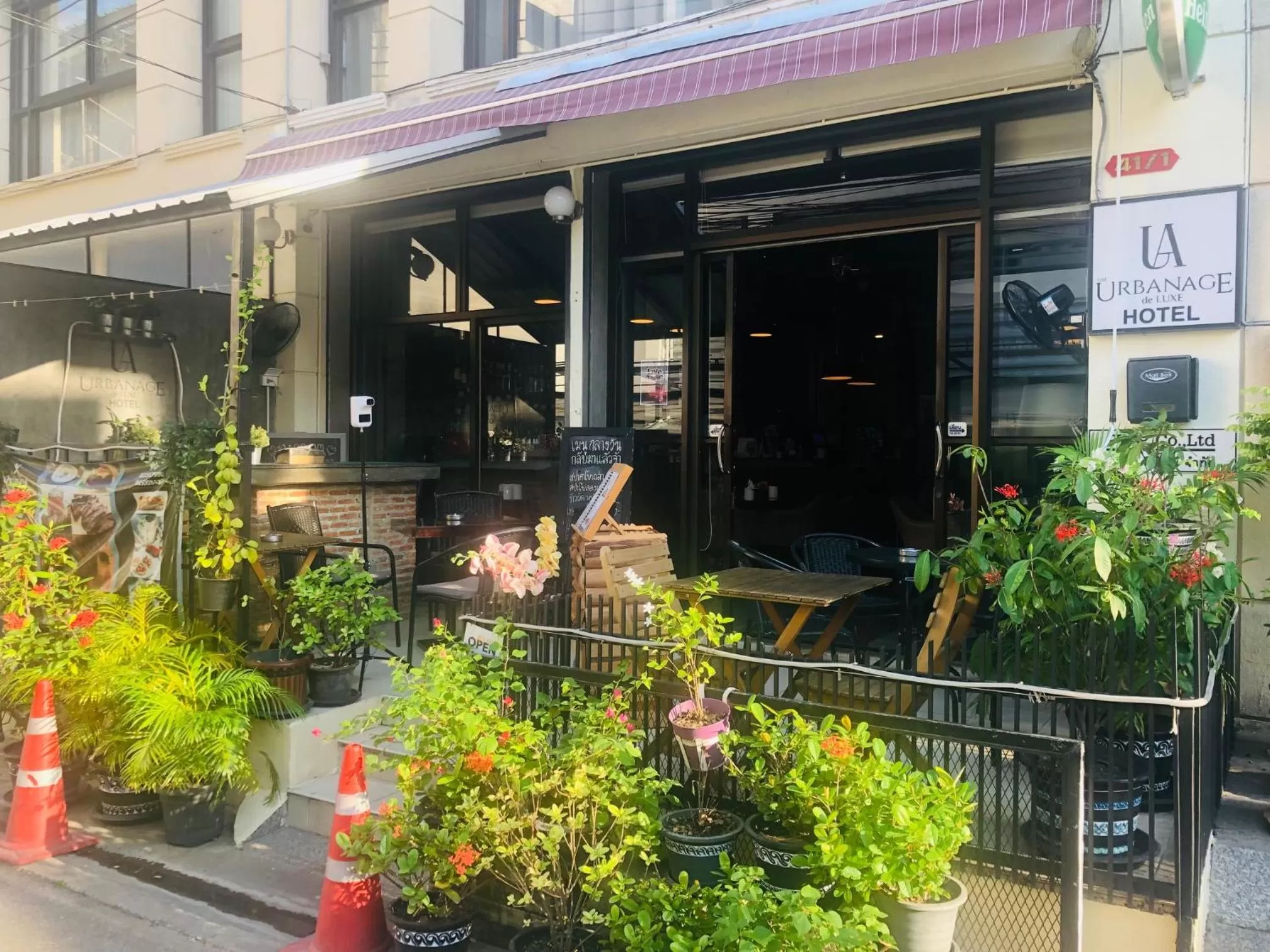 Property building in The Urban Age DeLuxe