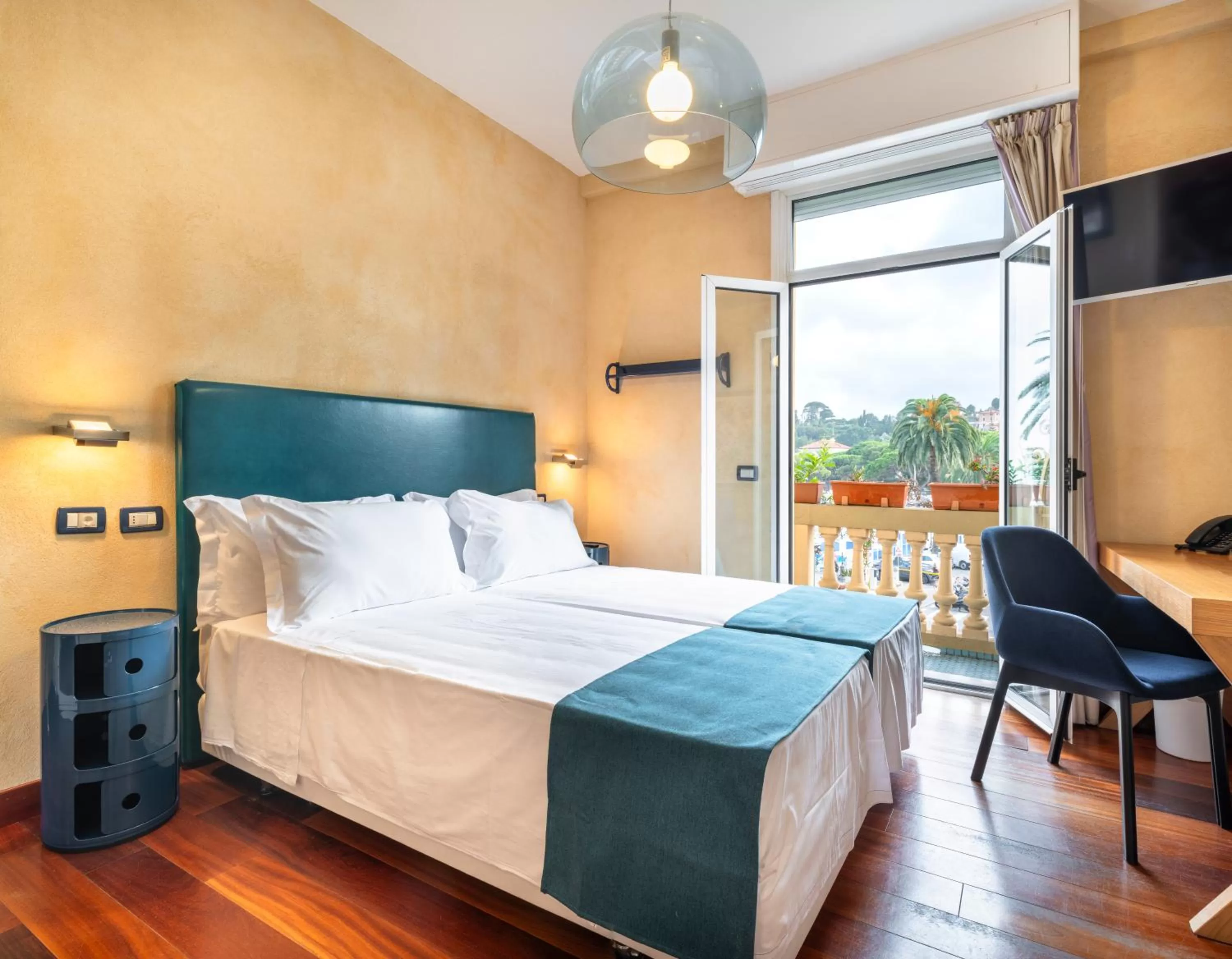 Bed in Rosabianca Boutique Hotel