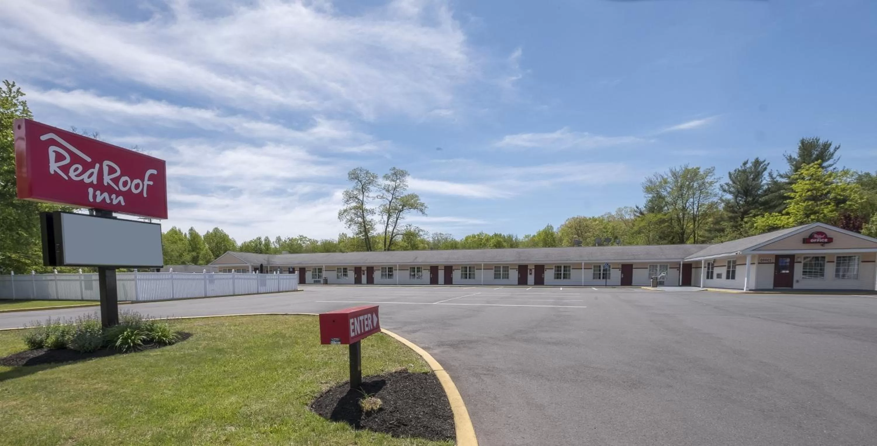 Property building in Red Roof Inn Neptune - Jersey Shore