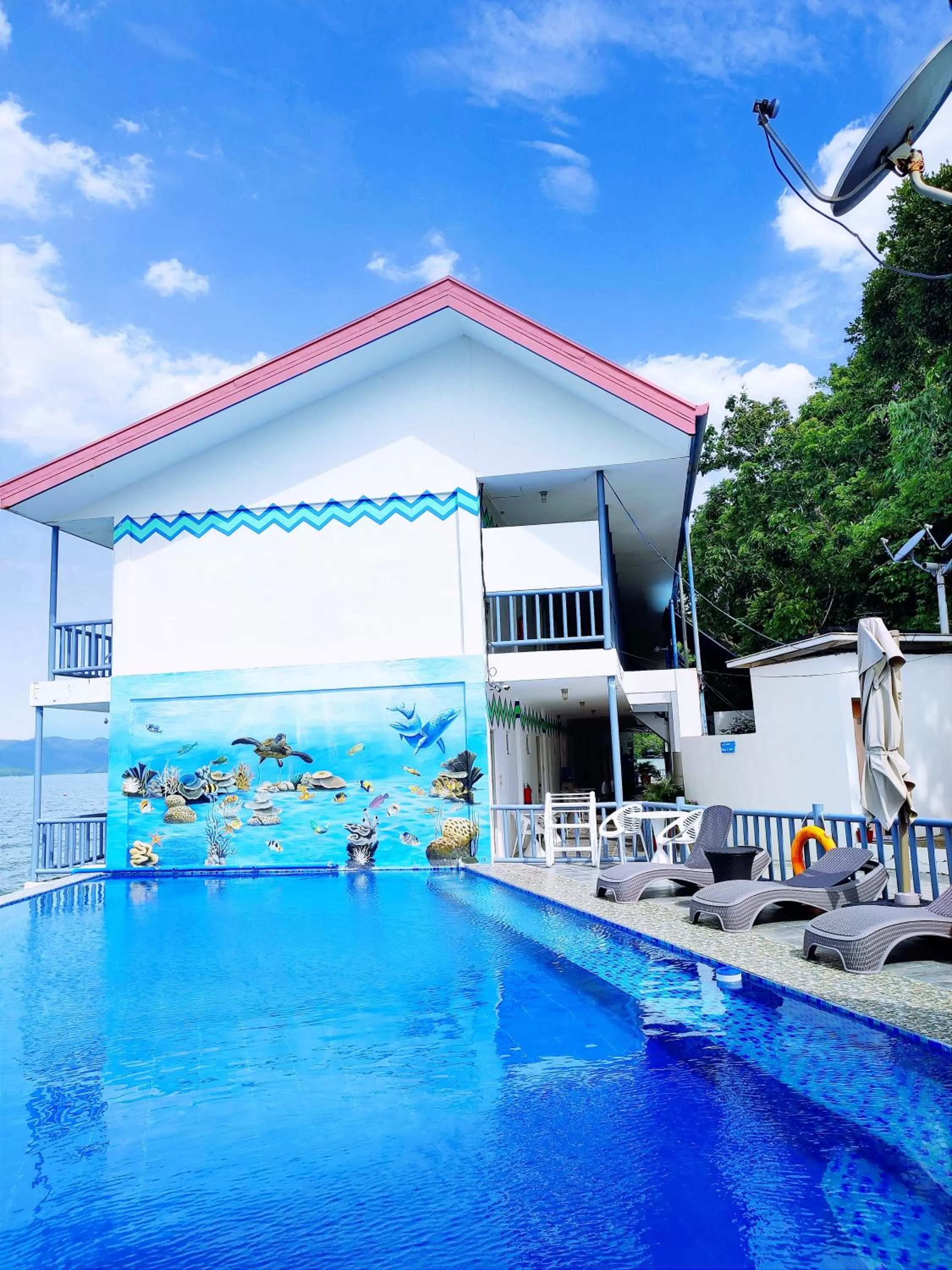 Swimming pool in Coron Underwater Garden Resort