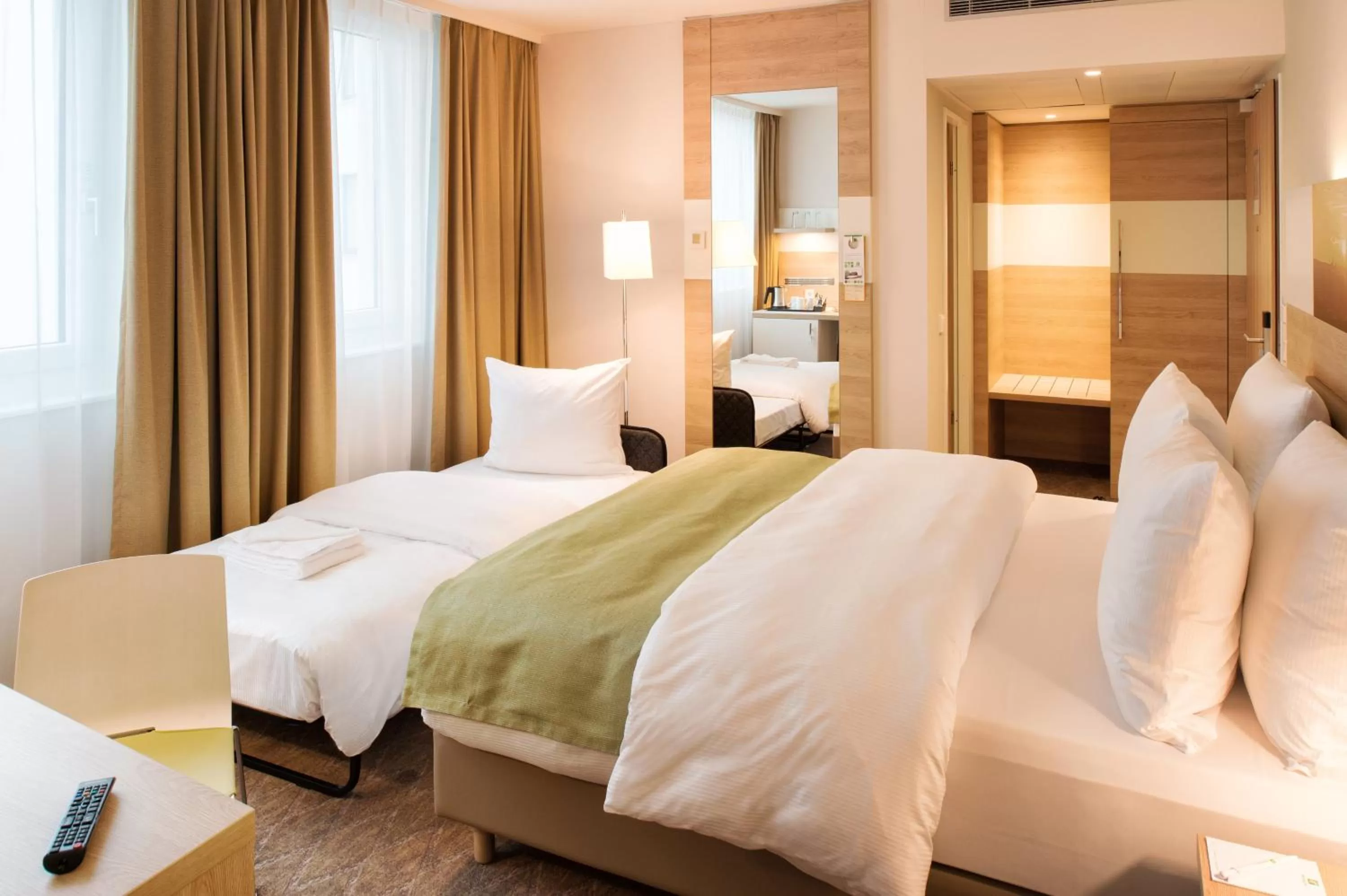Photo of the whole room, Bed in Holiday Inn Frankfurt Airport by IHG