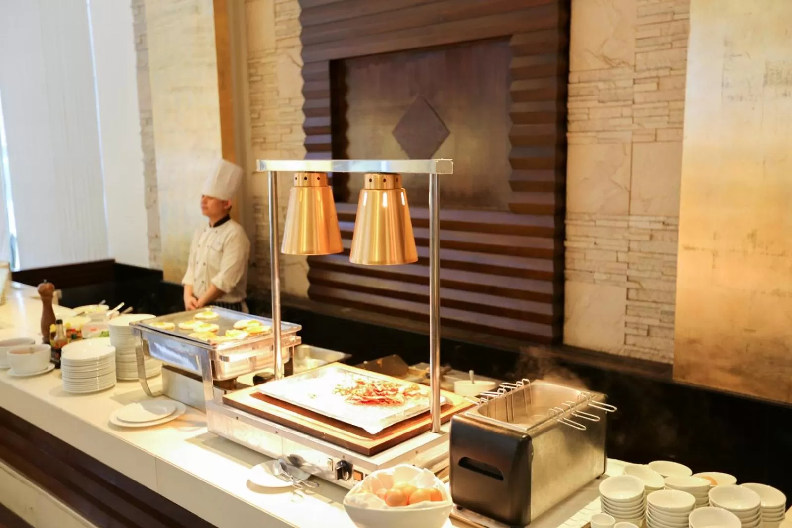 Restaurant/places to eat in The Imperial Hotel & Convention Centre Korat