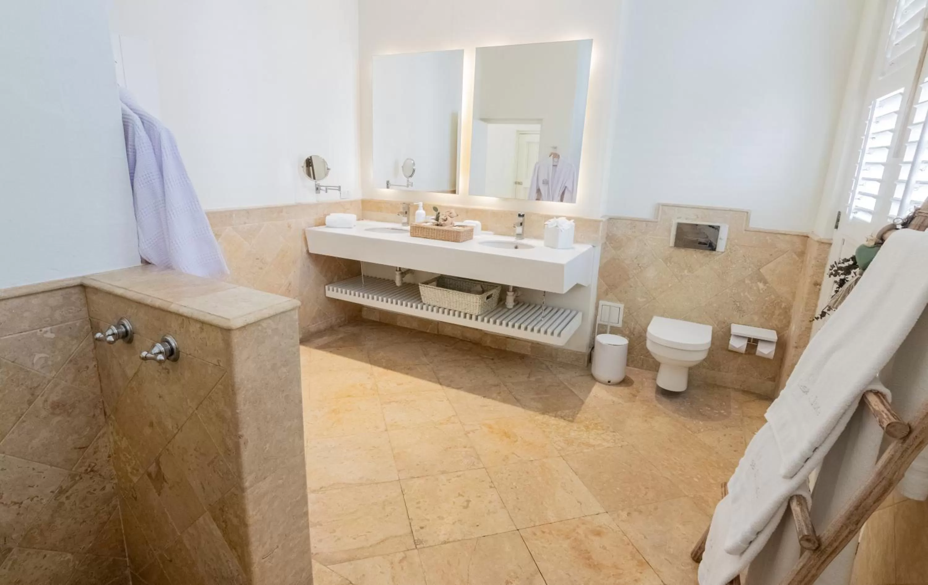 Bathroom in Casa Diluca Cartagena Hotel Boutique