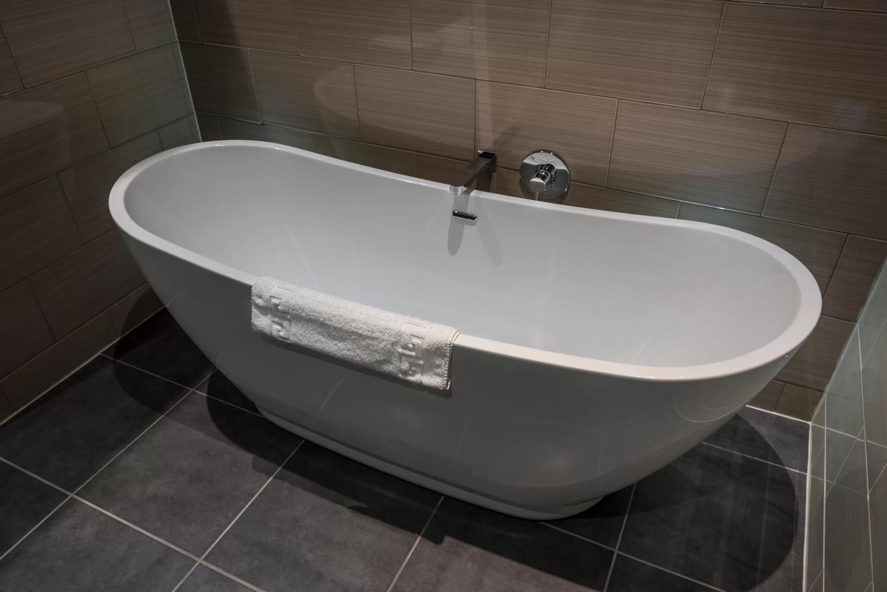 Bathroom in The Kings Head Hotel, Richmond, North Yorkshire - The Coaching Inn Group