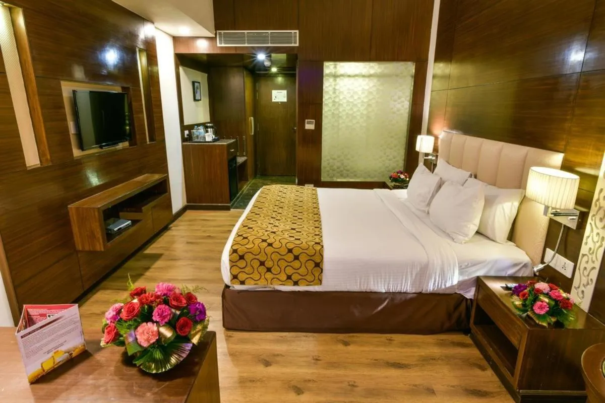 Photo of the whole room, Bed in Souvenir Jaipur