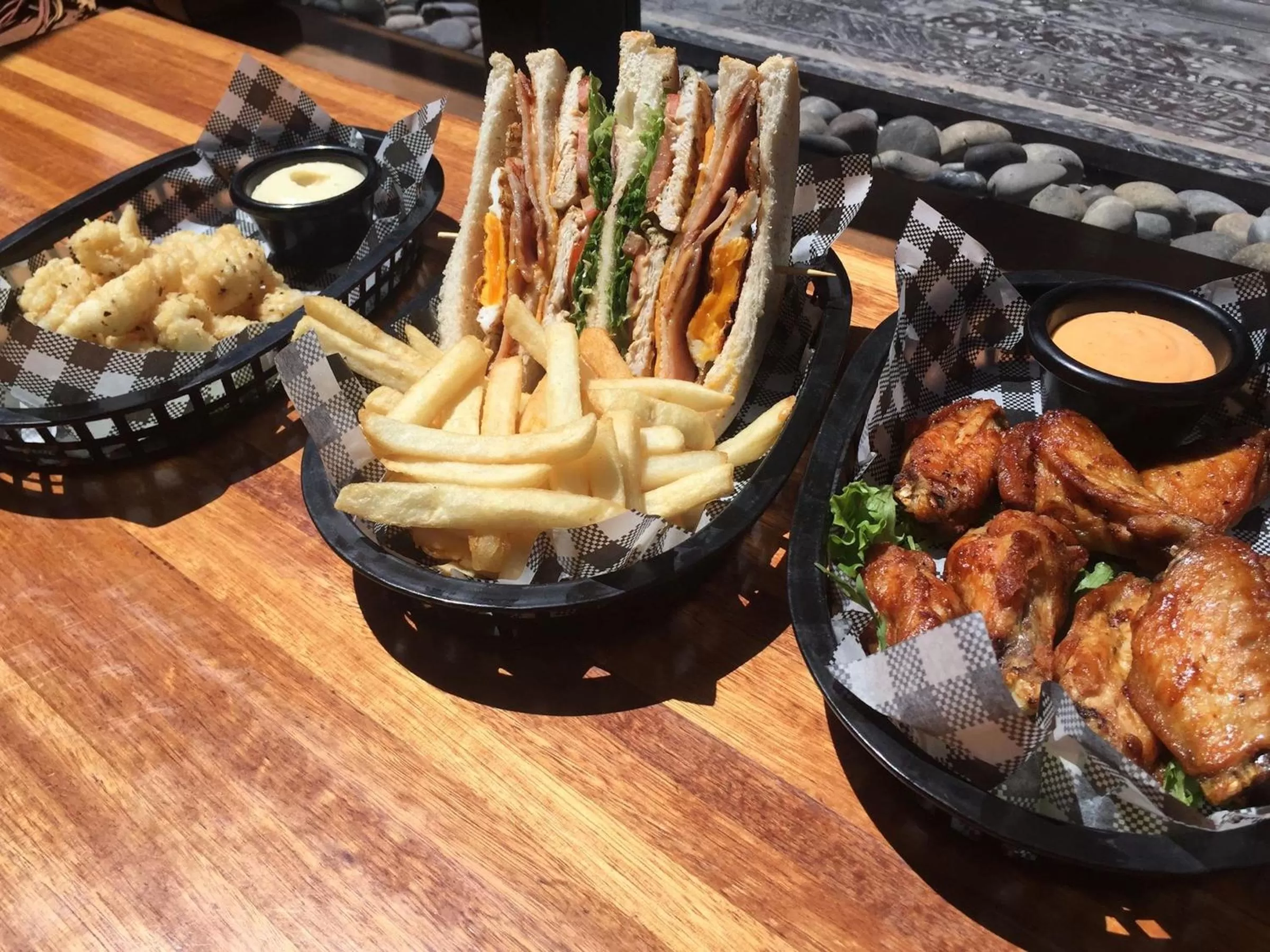 Meals in Commercial Hotel Motel Lithgow