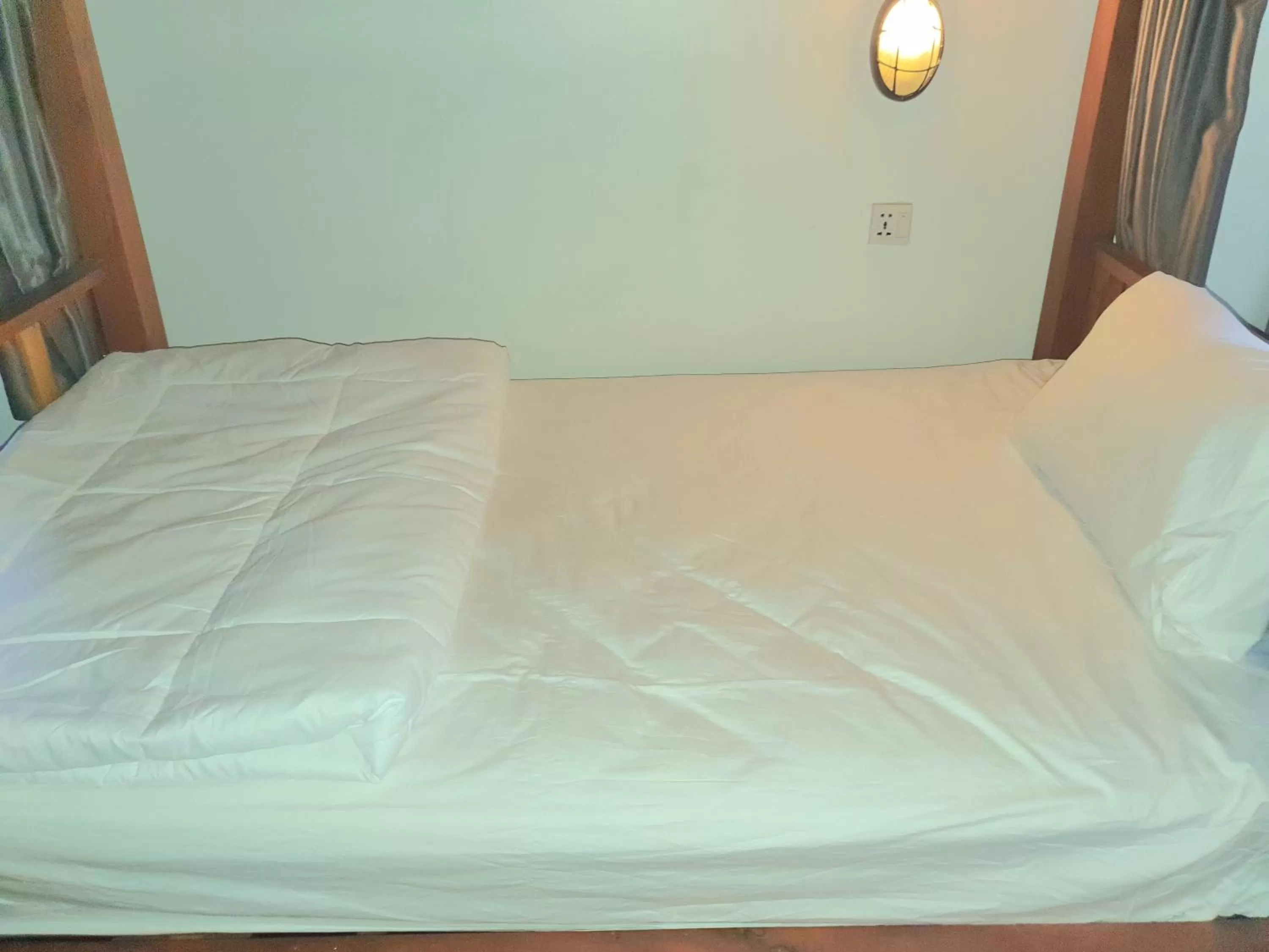 Bedroom, Bed in Long Night Siem Reap Hotel