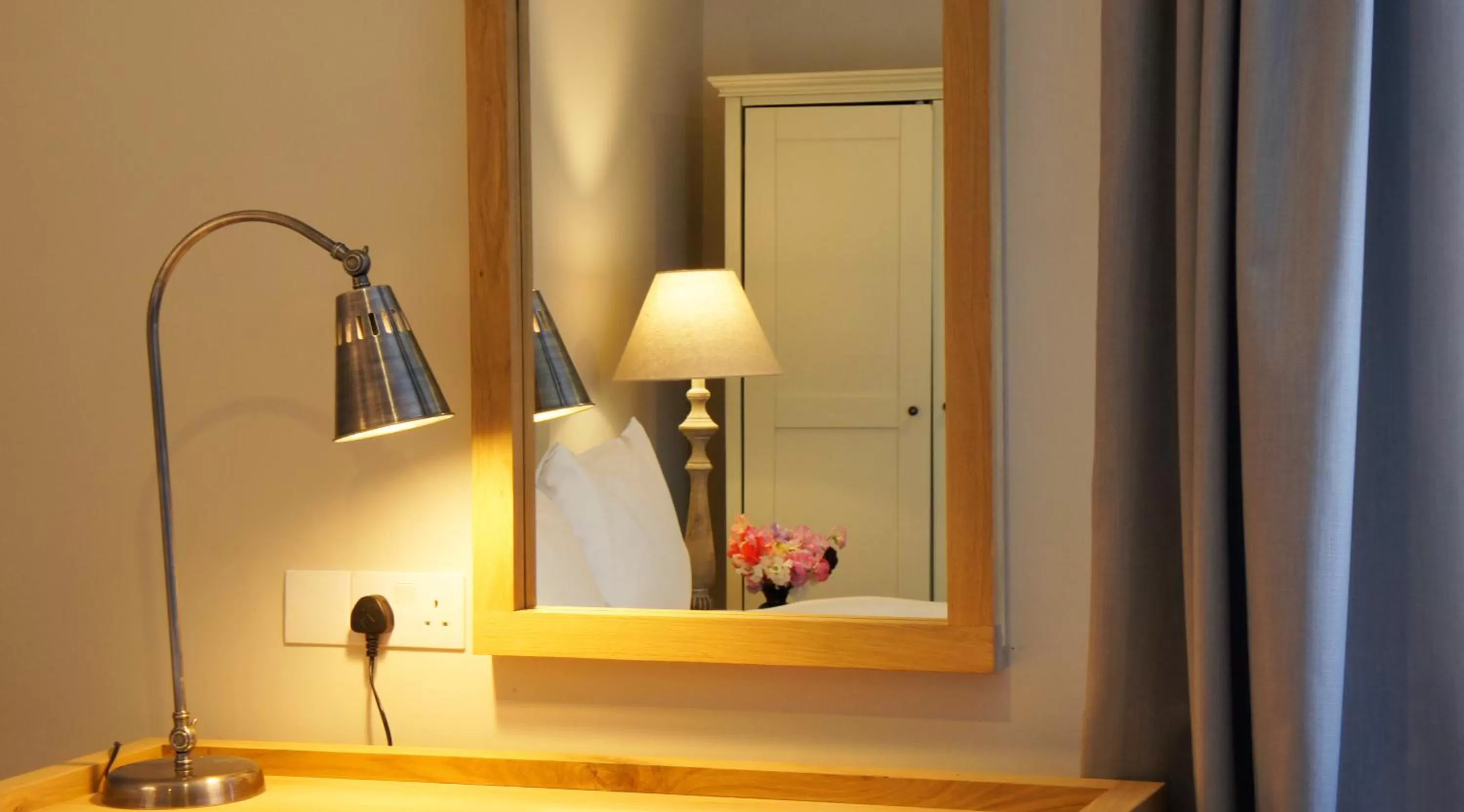 Bedroom in Abergavenny Hotel