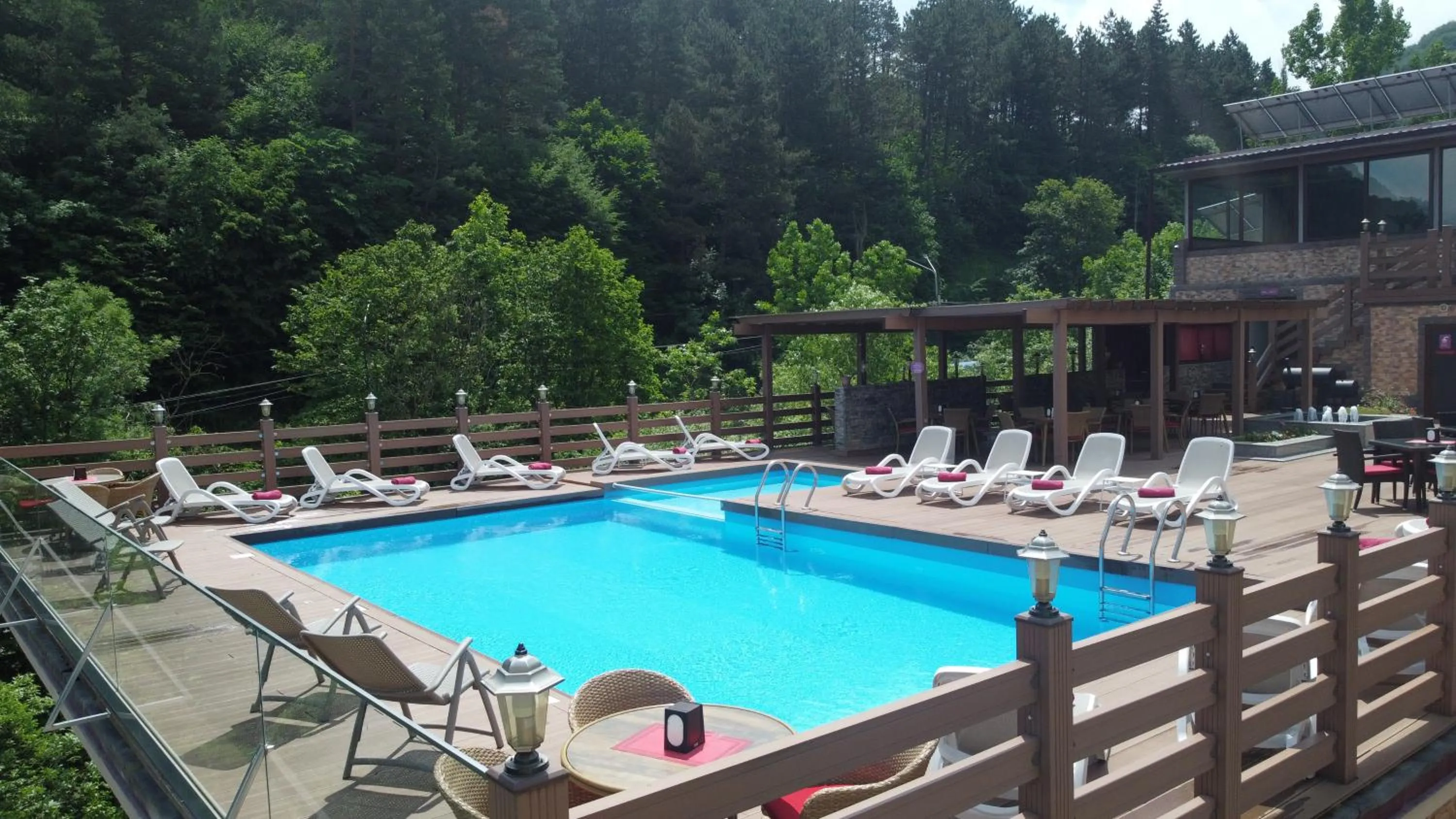 Pool view in Best Western Plus Paradise Hotel Dilijan