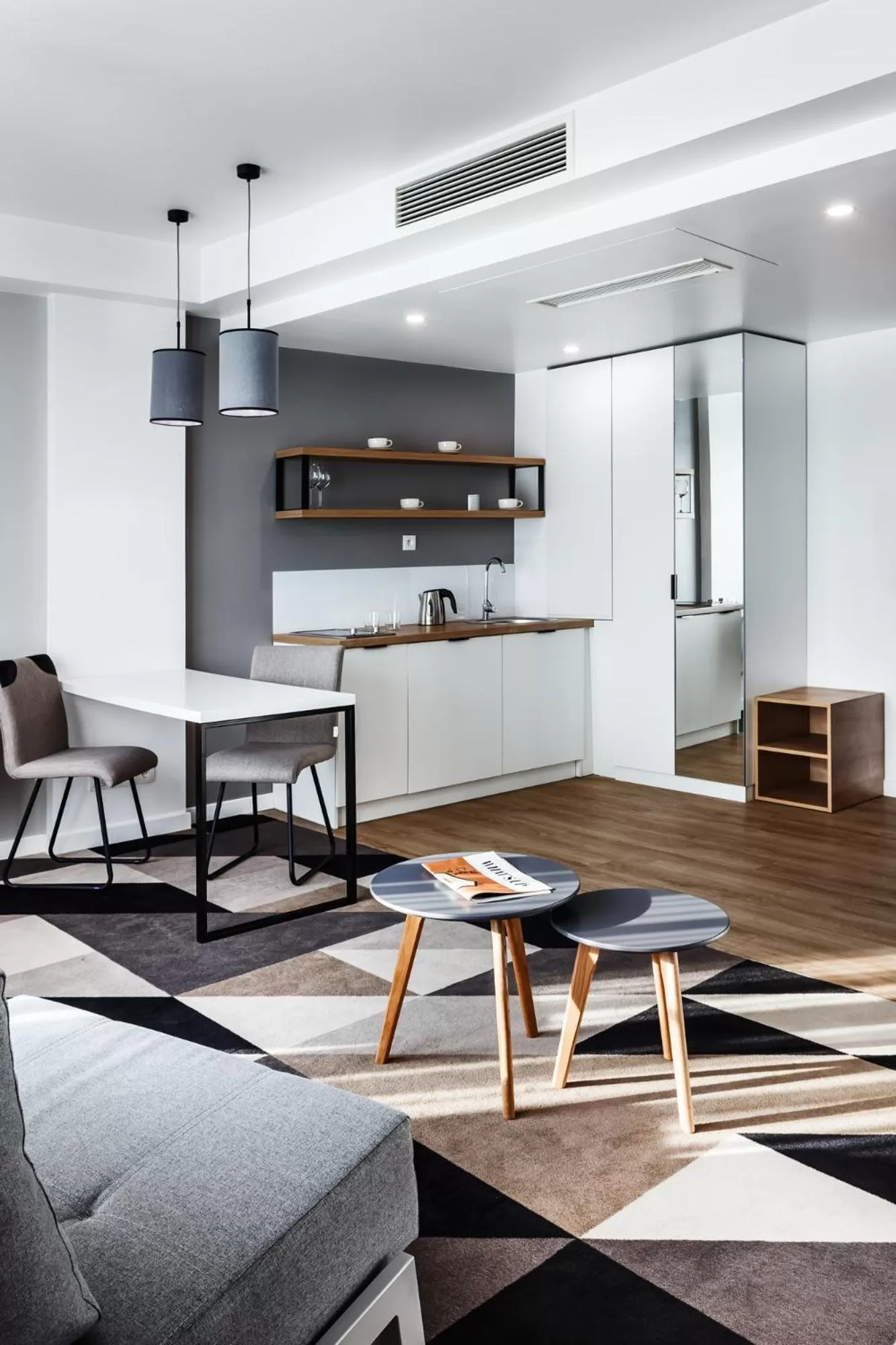 Photo of the whole room in Lwowska 1