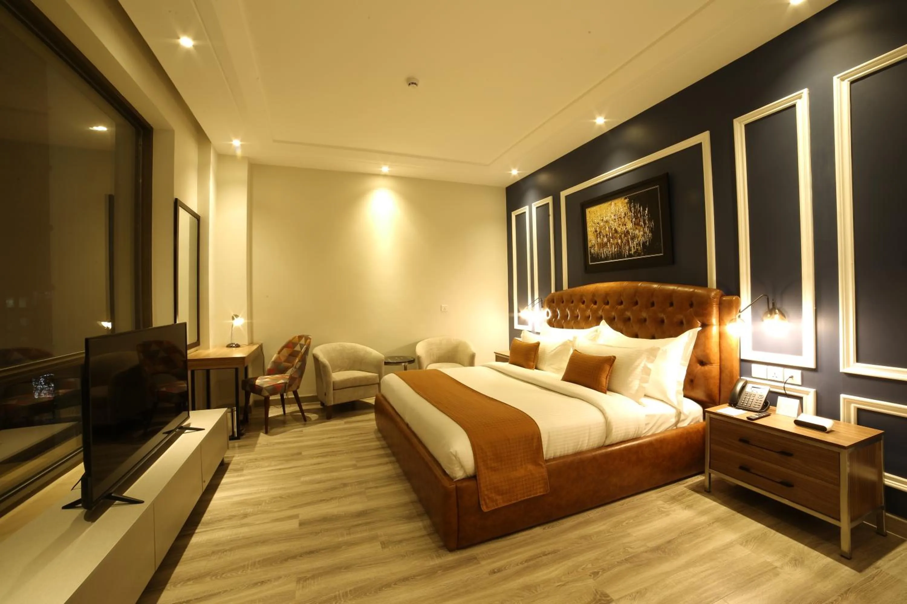 Bed in Best Western Premier Hotel Gulberg Lahore