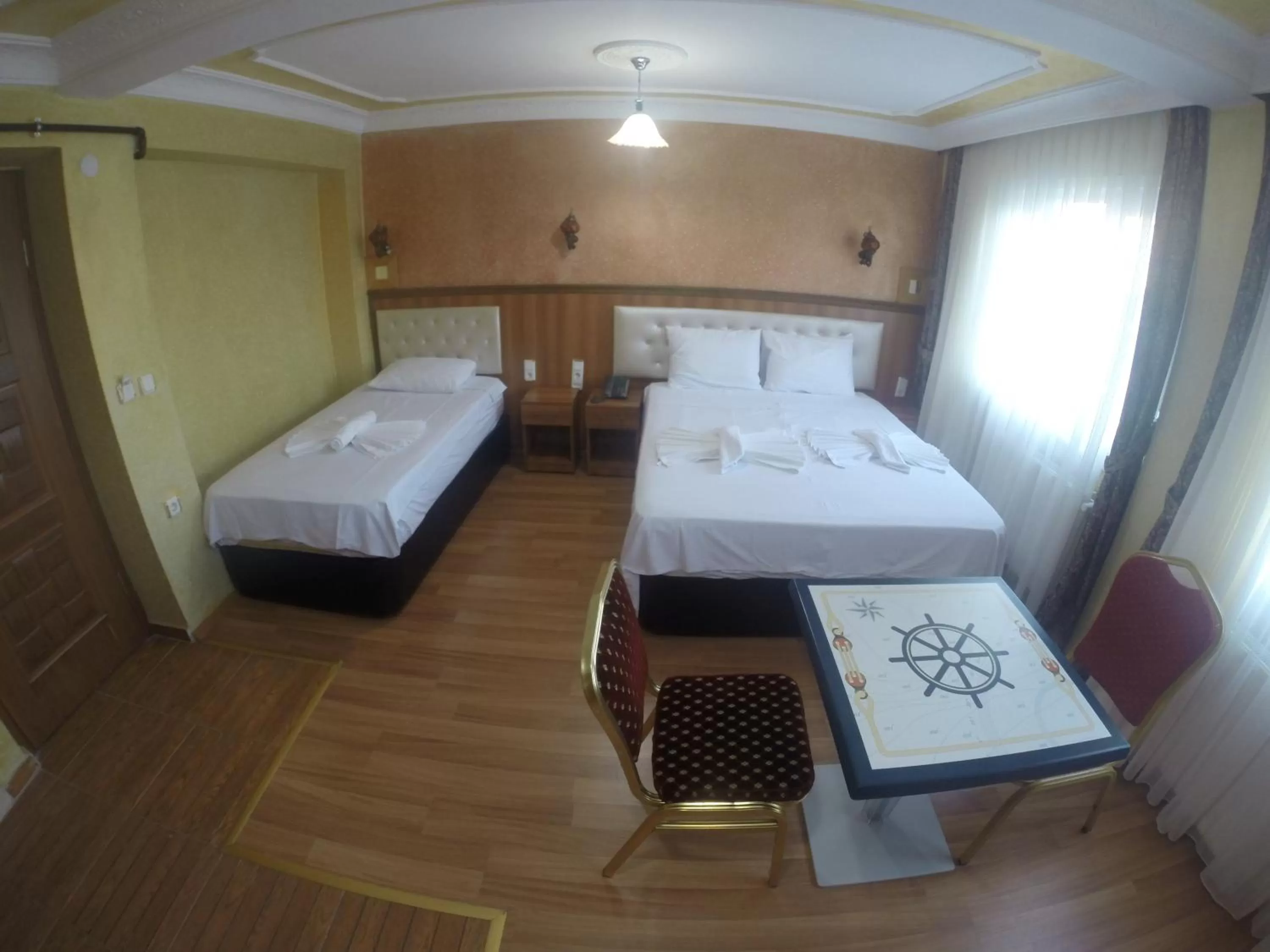 Living room, Bed in Arat Apartments