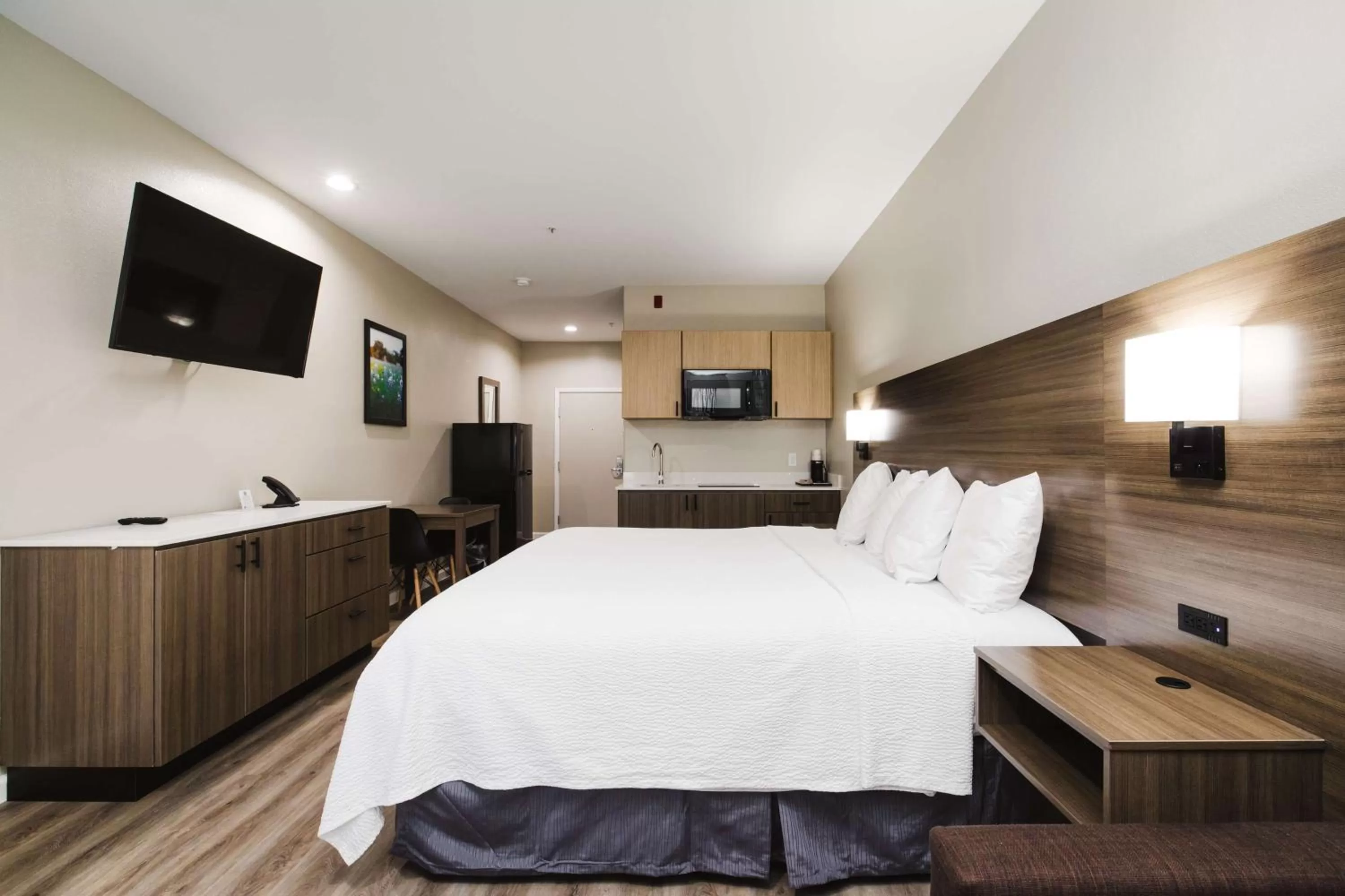 Bedroom, Bed in SureStay Studio by Best Western Conroe Downtown