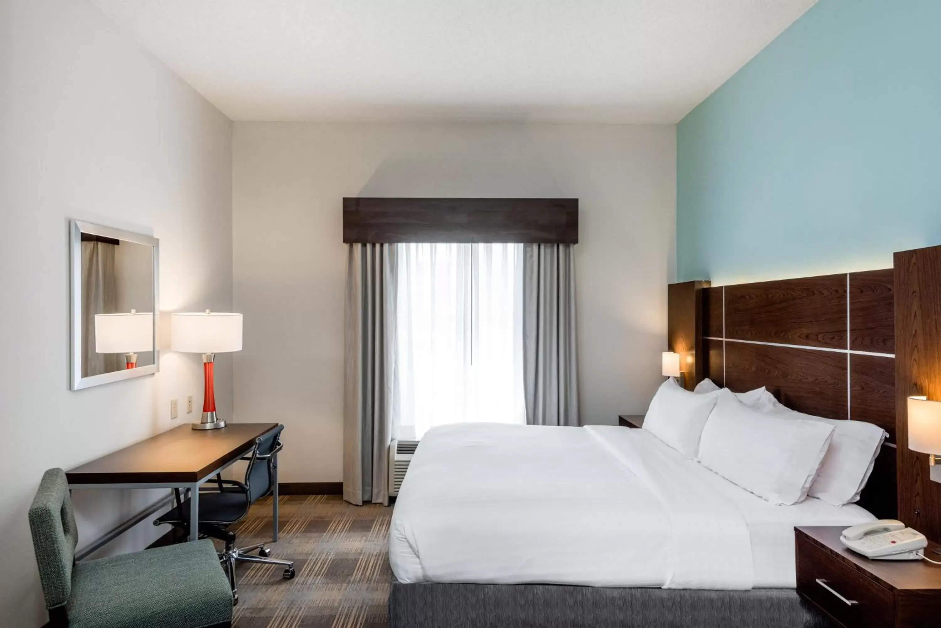 King Room - Hearing Accessible - Non-Smoking in Holiday Inn Express & Suites - Grenada, an IHG Hotel King Room - Hearing Accessible - Non-Smoking in Holiday Inn Express & Suites - Grenada, an IHG Hotel