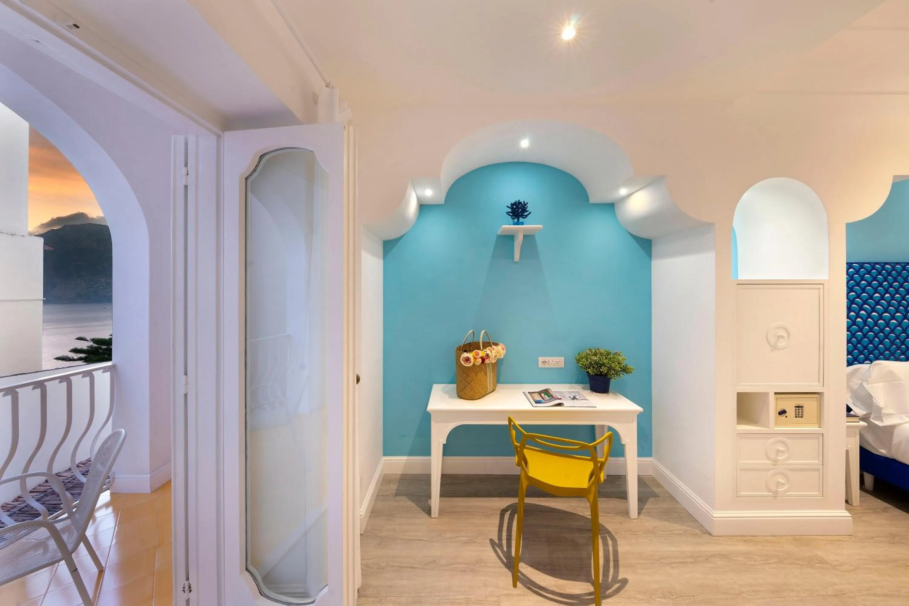 Bedroom, Bed in Tramonto d'Oro