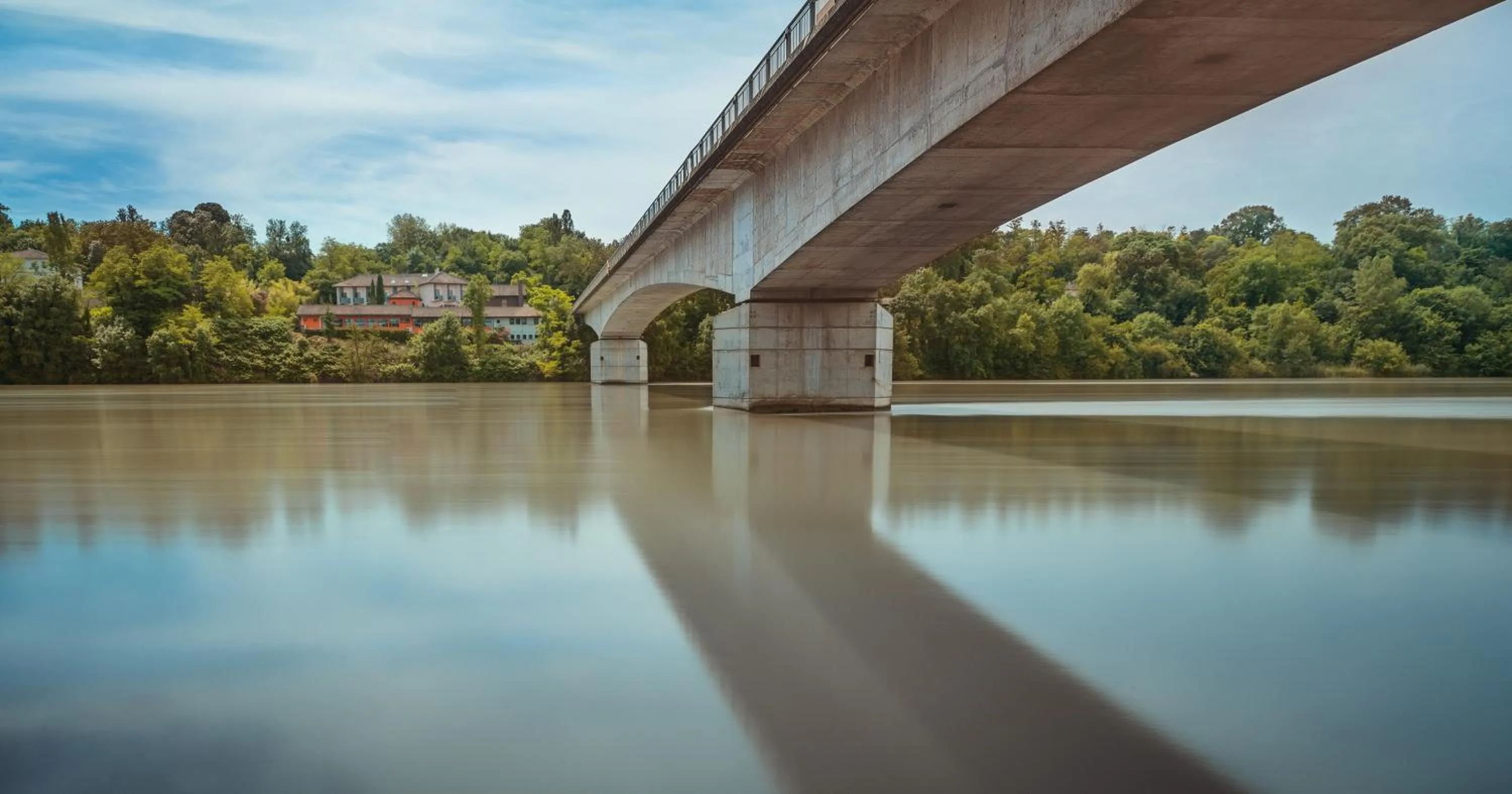 River view in Best Western Bridge Hotel Lyon East