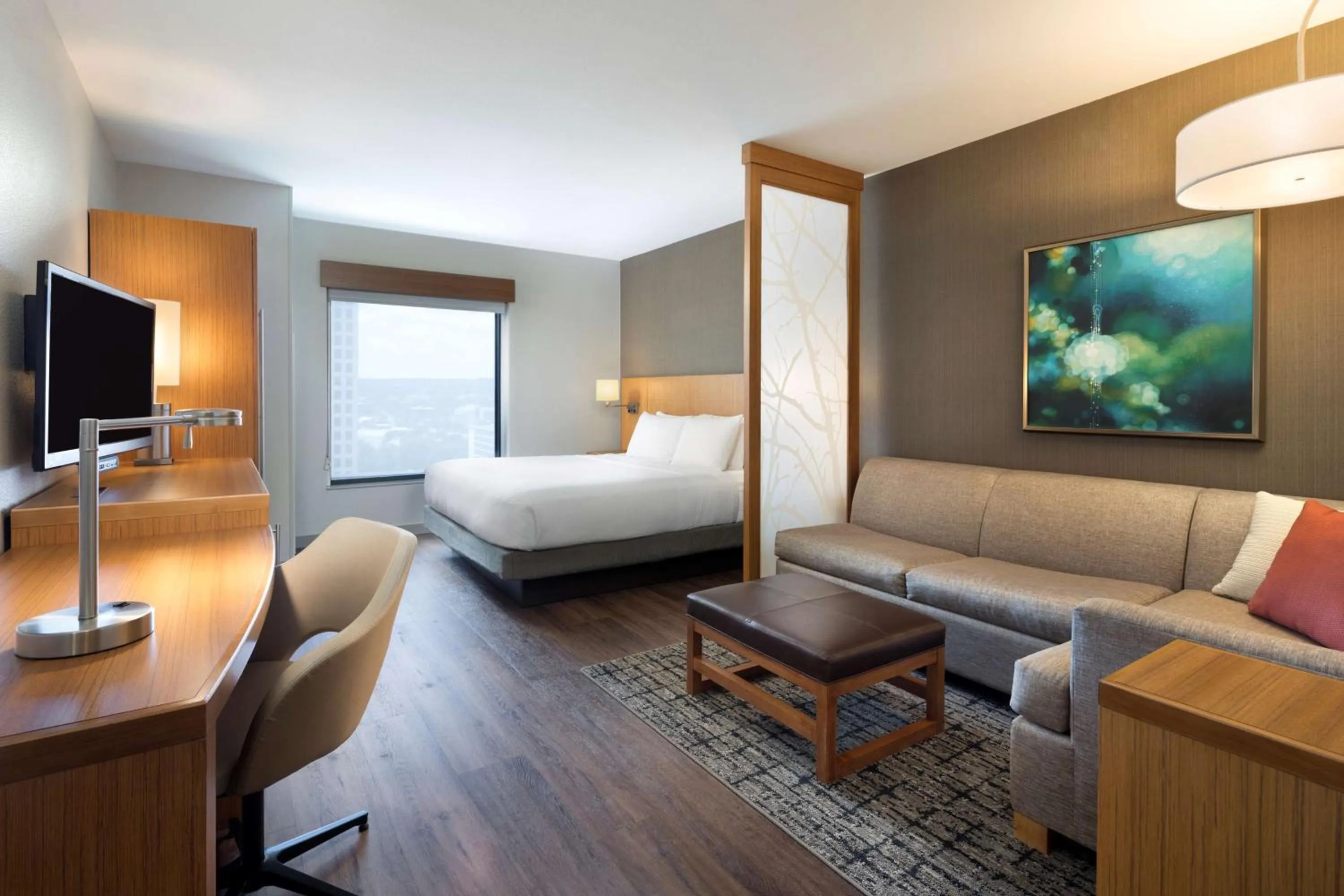 Photo of the whole room, Bed in Hyatt Place Austin Downtown