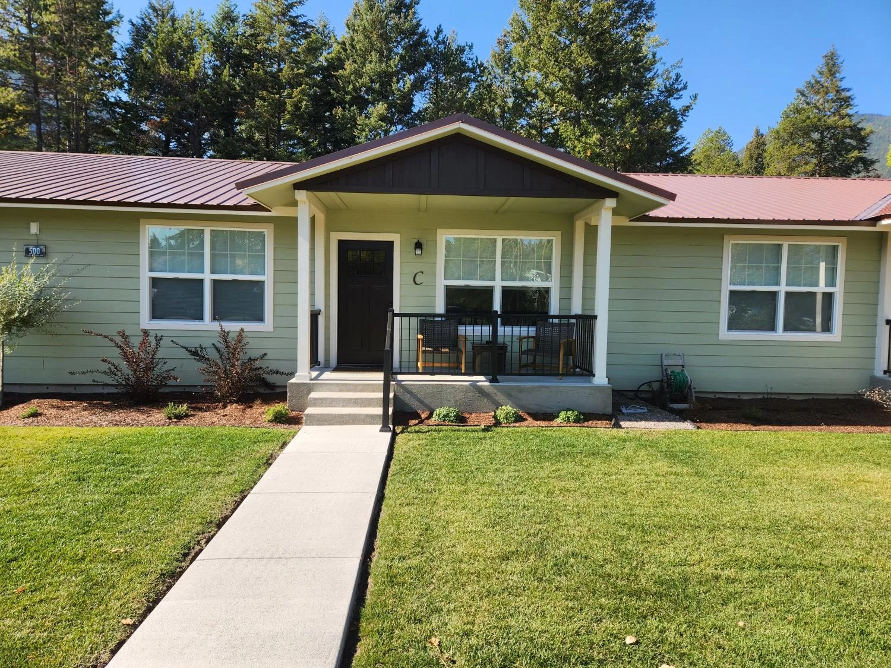 Property building in Beargrass Lodging & RV Resort