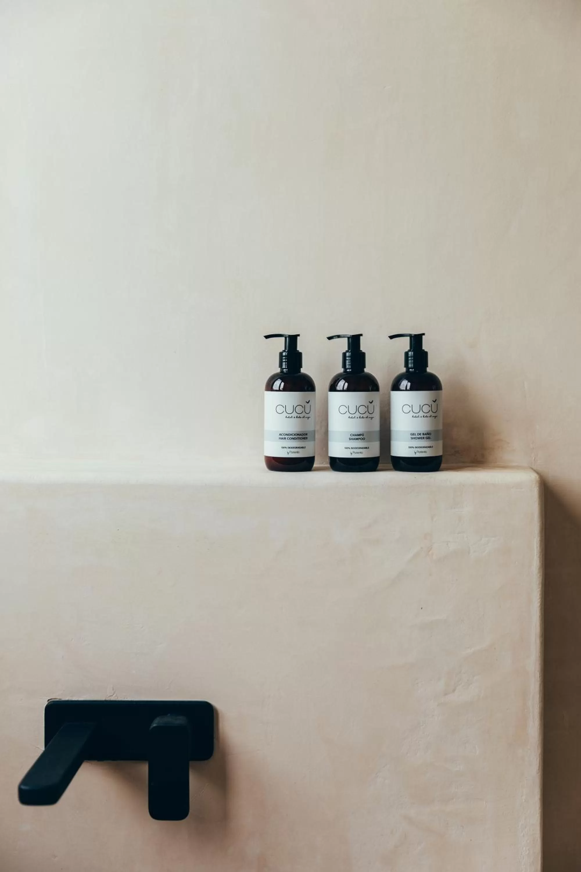 Shower in Cucu Hotel El Cuyo