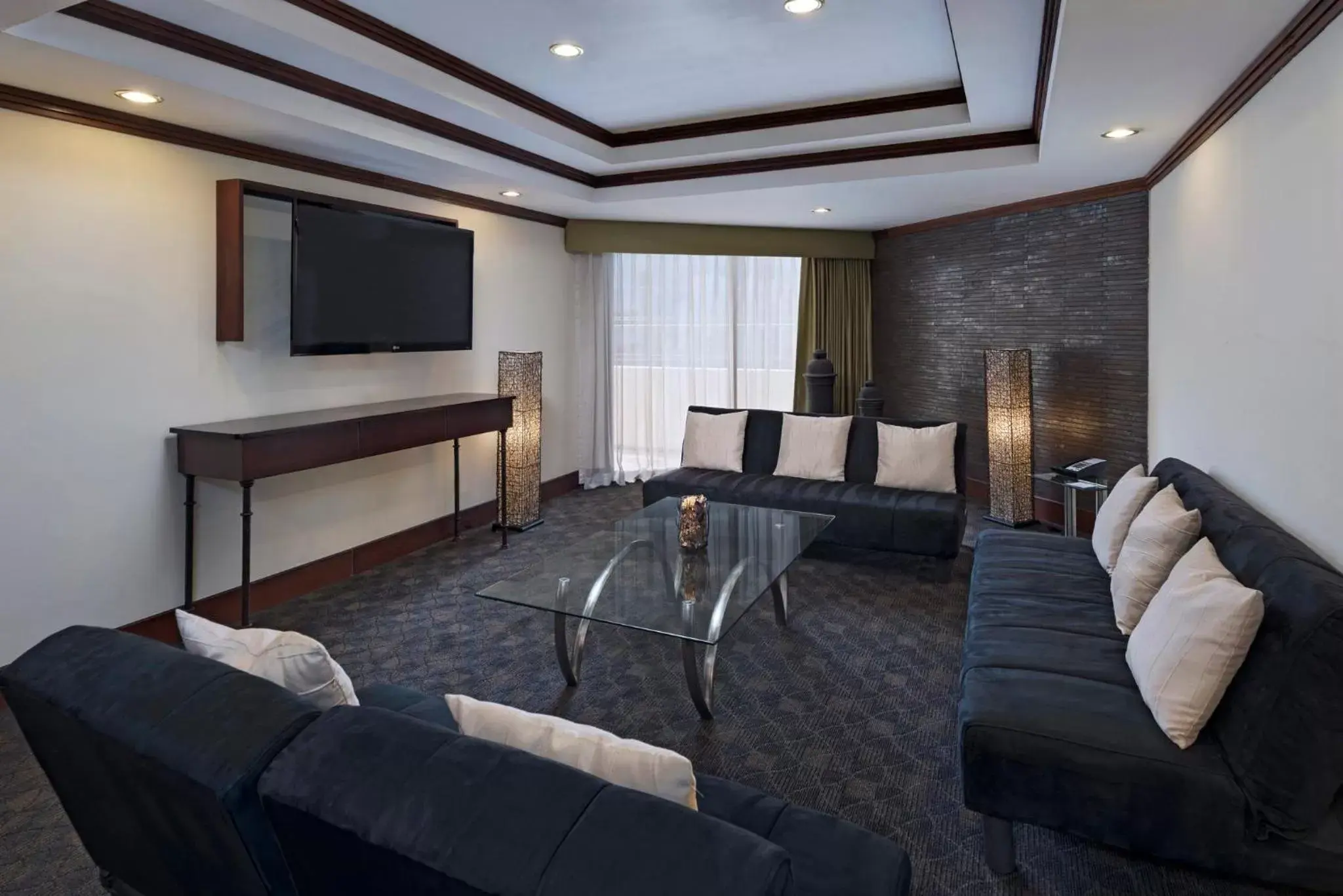 King Suite with City View - High Floor in Holiday Inn Guatemala, an IHG Hotel King Suite with City View - High Floor in Holiday Inn Guatemala, an IHG Hotel