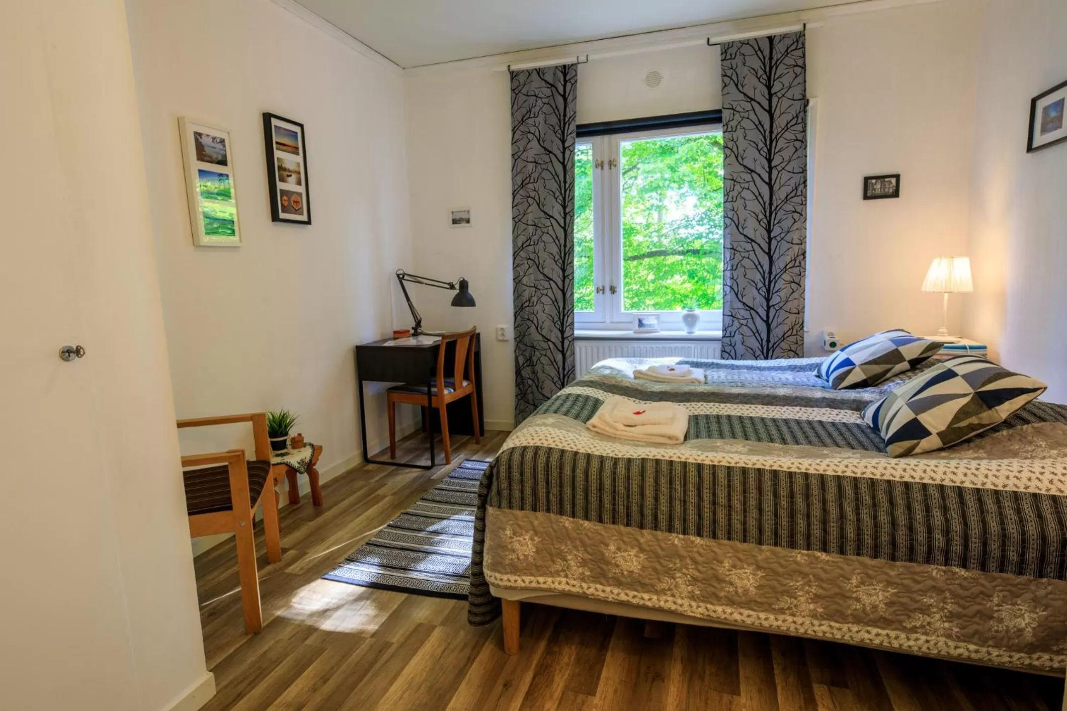 View (from property/room), Bed in Brukshotellet Skinnsberg